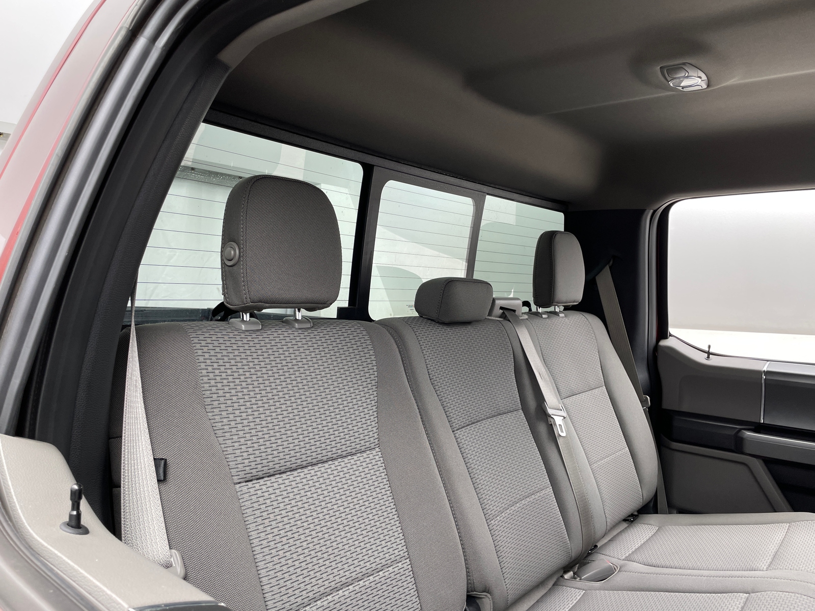 Thumbnail: 2017 Ford Econoline - 6