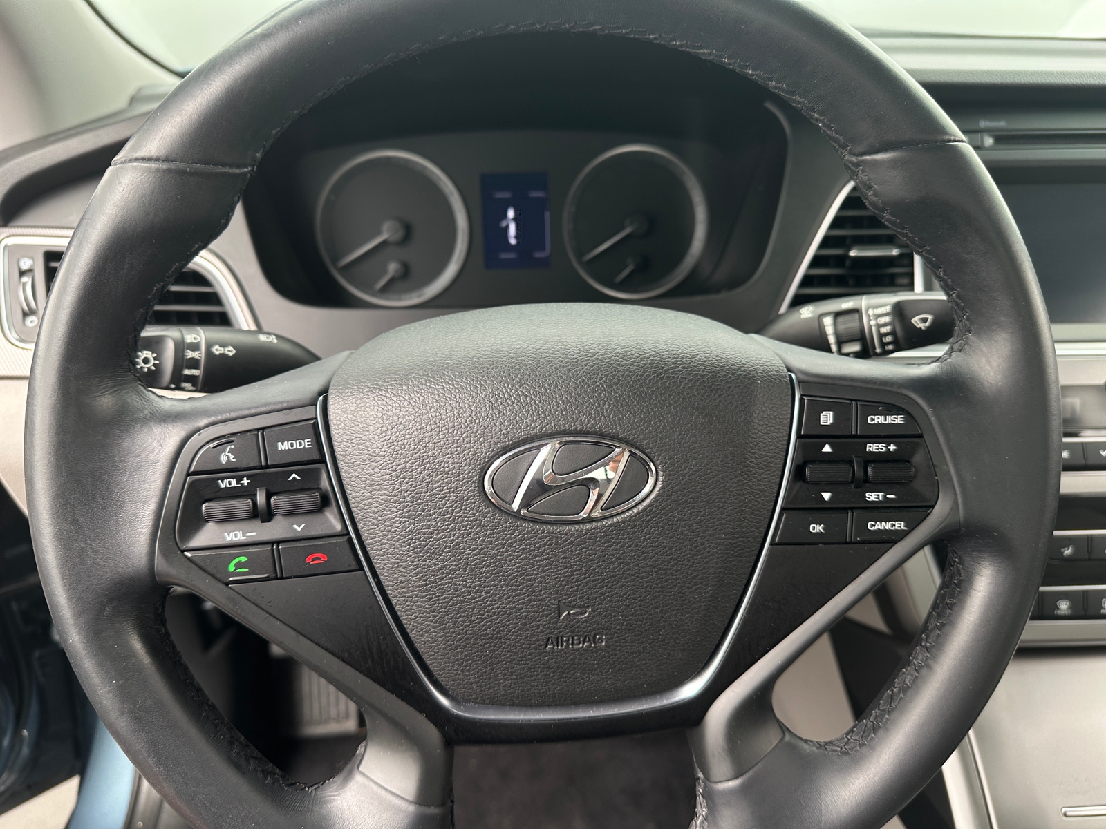 Thumbnail: 2017 Hyundai Sonata - 5