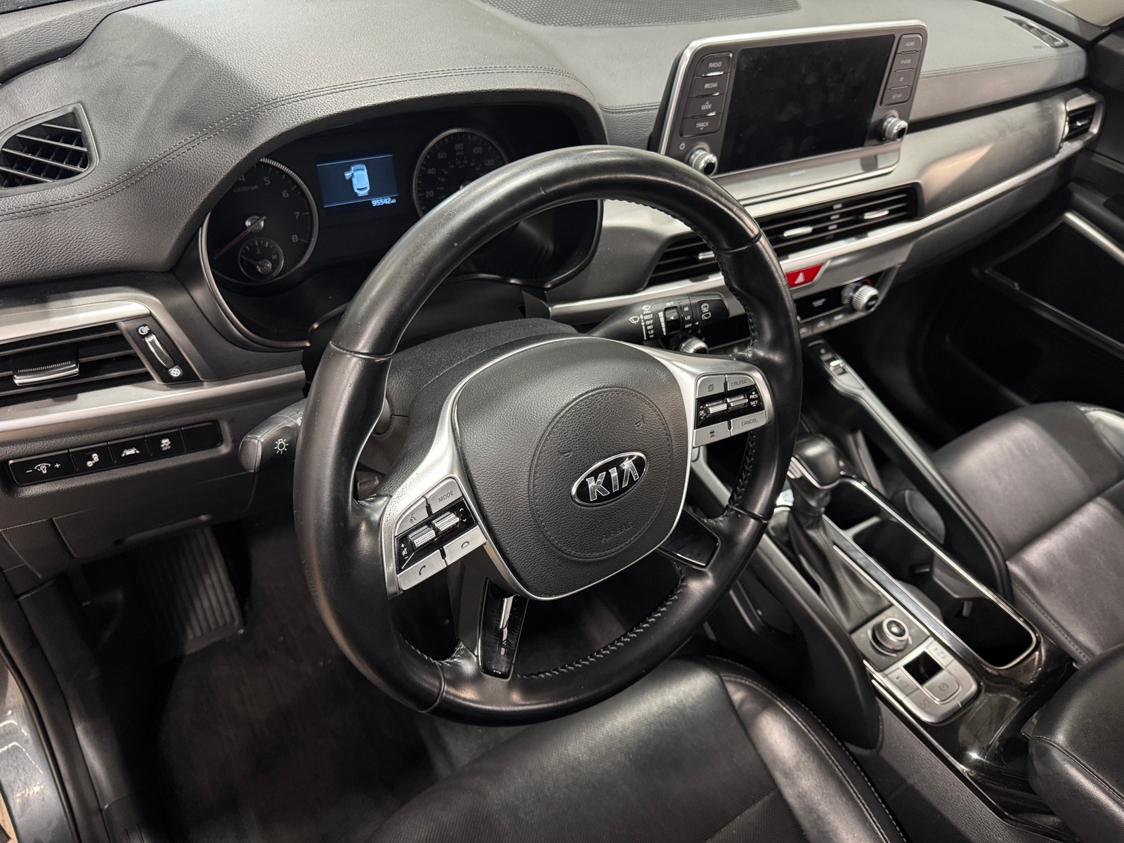 Thumbnail: 2020 Kia Telluride - 2