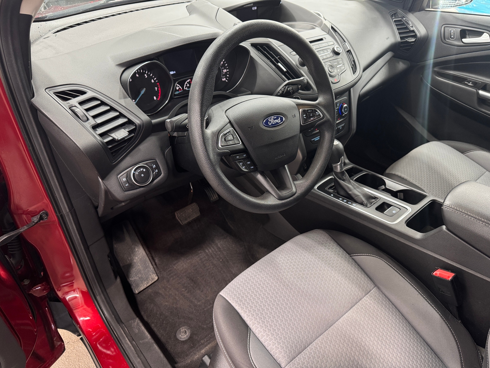 Thumbnail: 2017 Ford Escape - 3