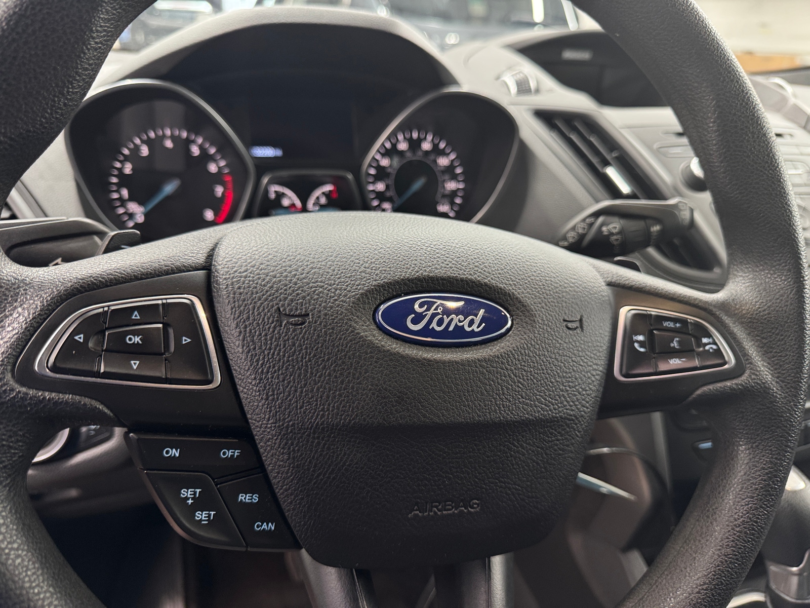 Thumbnail: 2017 Ford Escape - 5