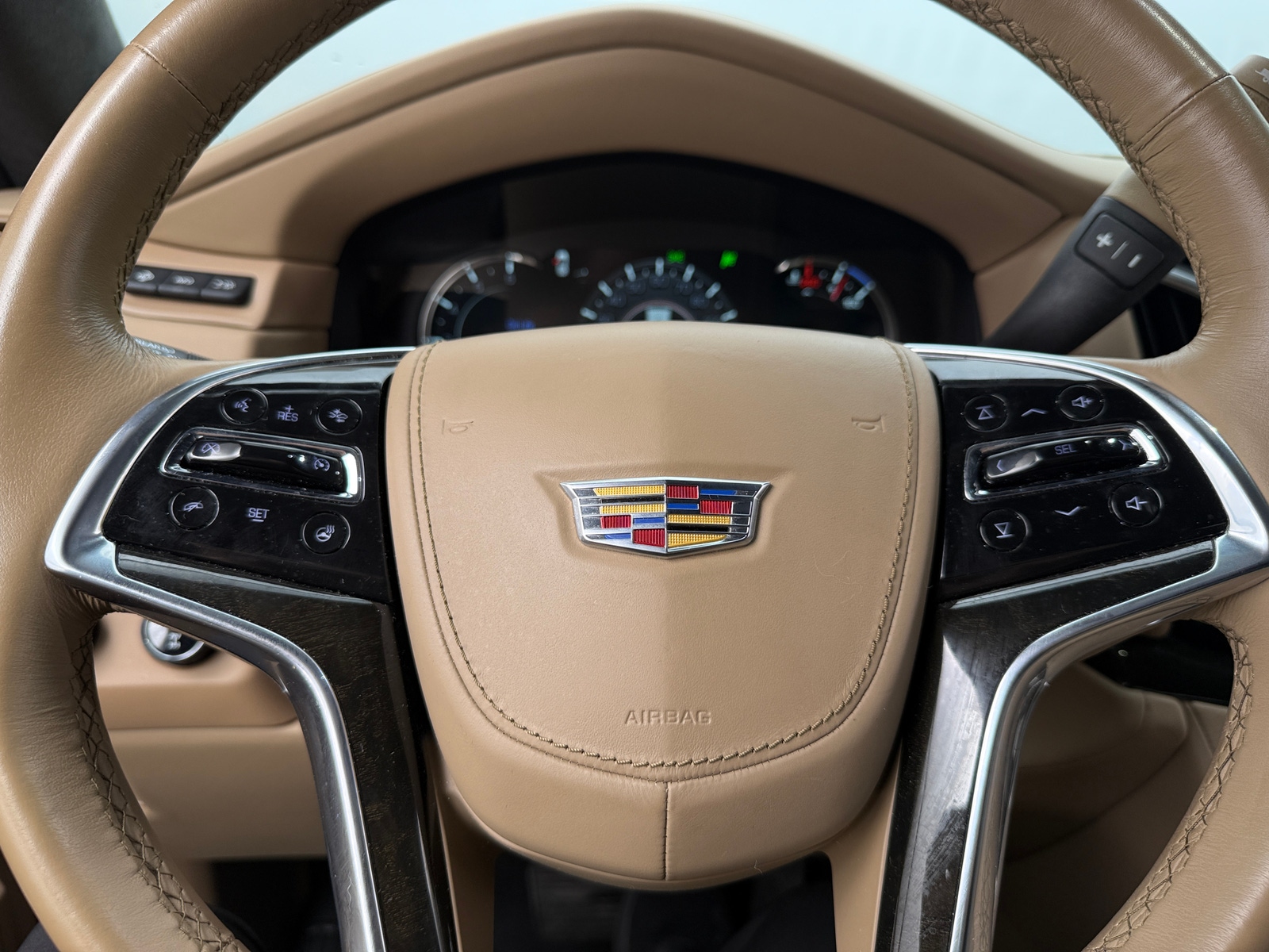 Thumbnail: 2020 Cadillac Escalade - 5