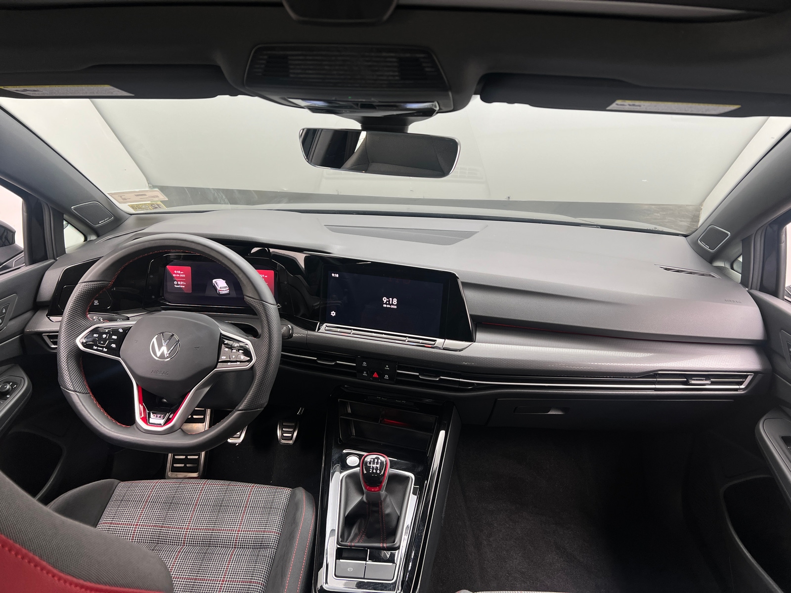 Thumbnail: 2024 Volkswagen Golf - 3