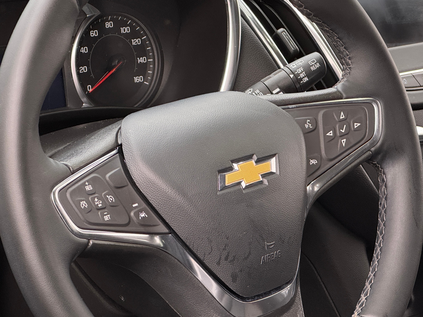 Thumbnail: 2023 Chevrolet Equinox - 5