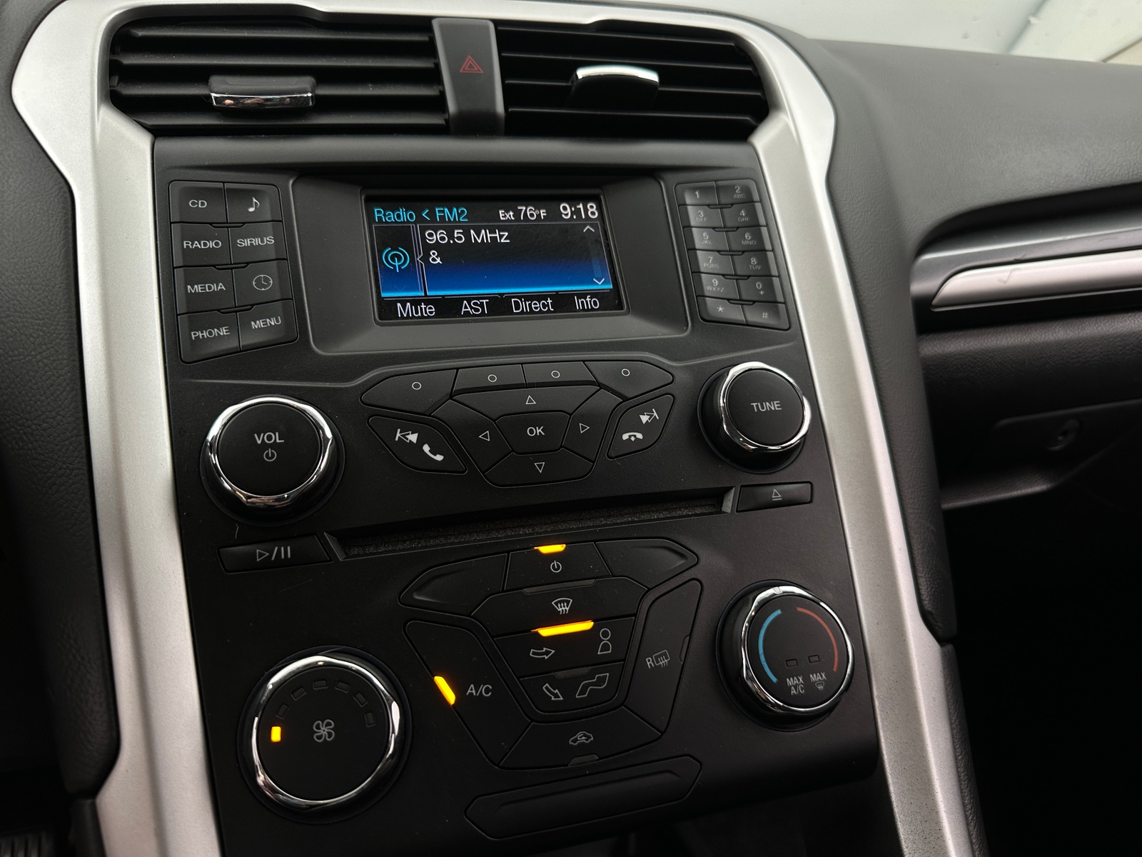 Thumbnail: 2013 Ford Fusion - 4