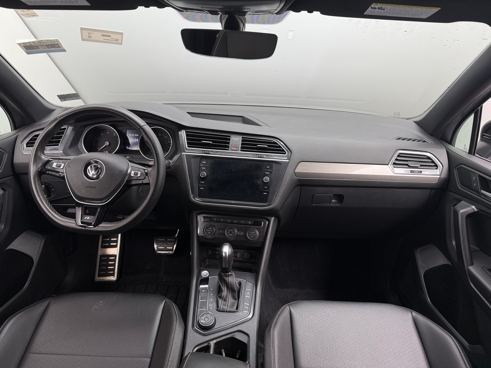 Thumbnail: 2021 Volkswagen Tiguan - 2