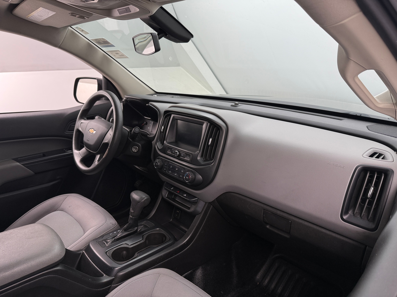 Thumbnail: 2018 Chevrolet Colorado - 3