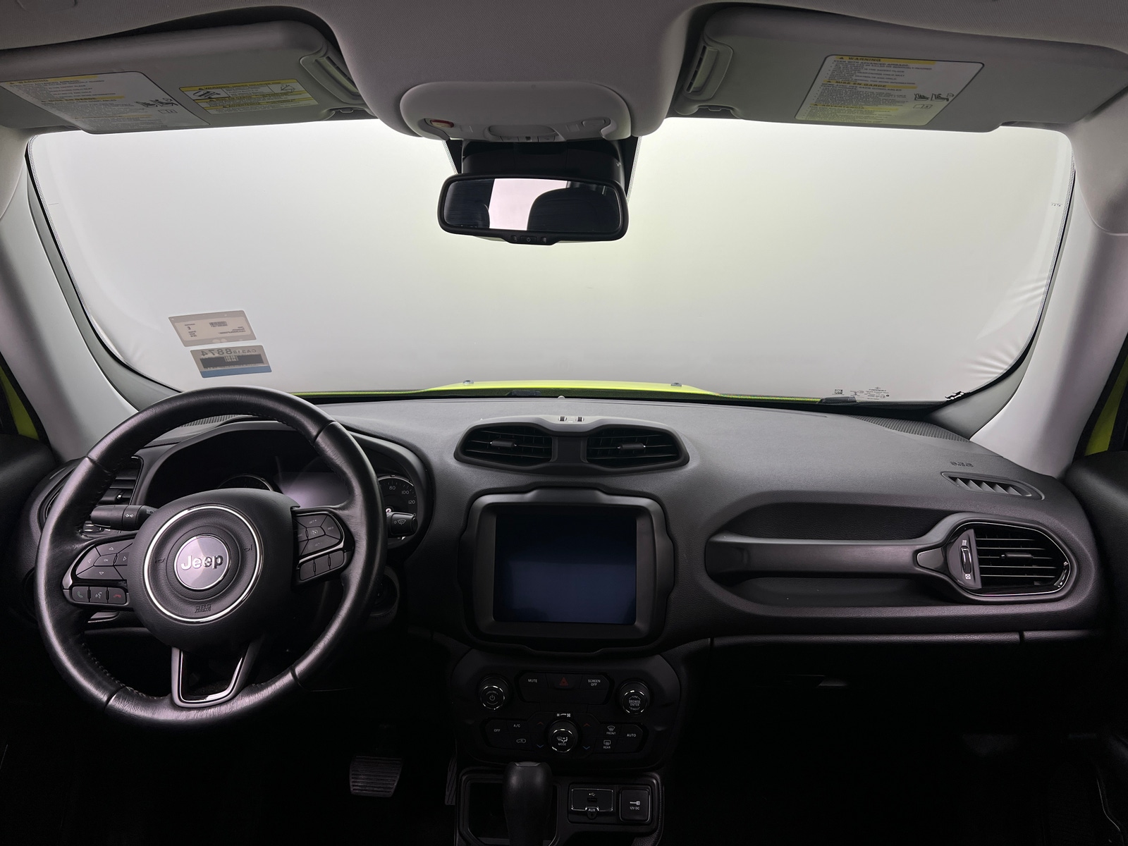Thumbnail: 2018 Jeep Renegade - 3