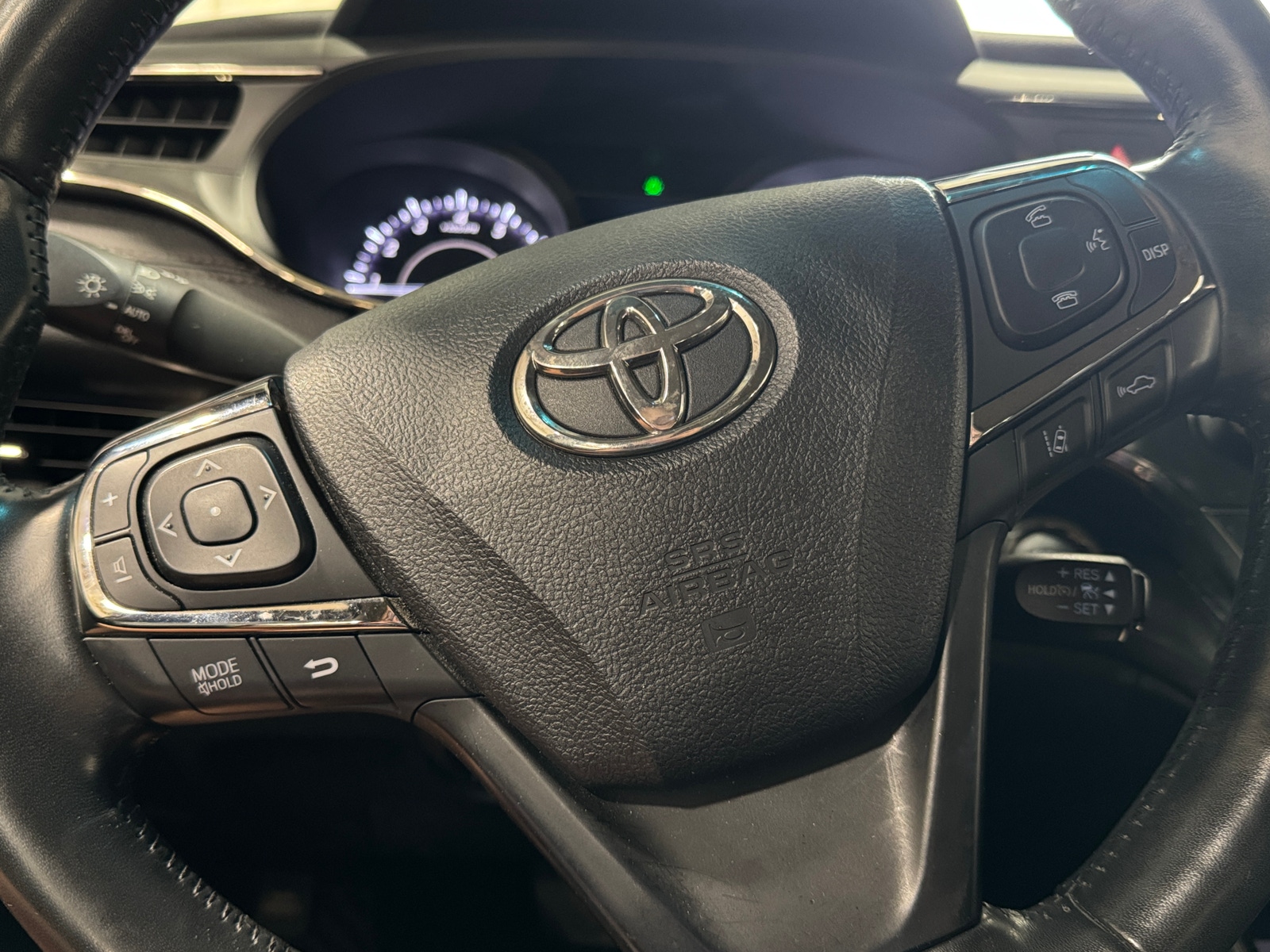 Thumbnail: 2018 Toyota Avalon - 4