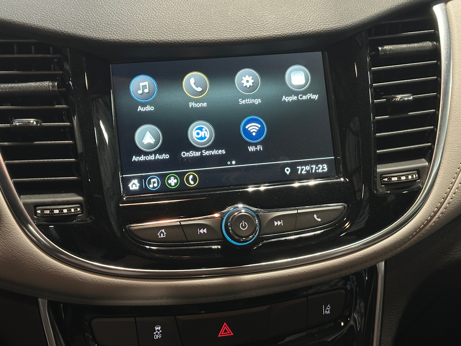 Thumbnail: 2019 Chevrolet Trax - 3