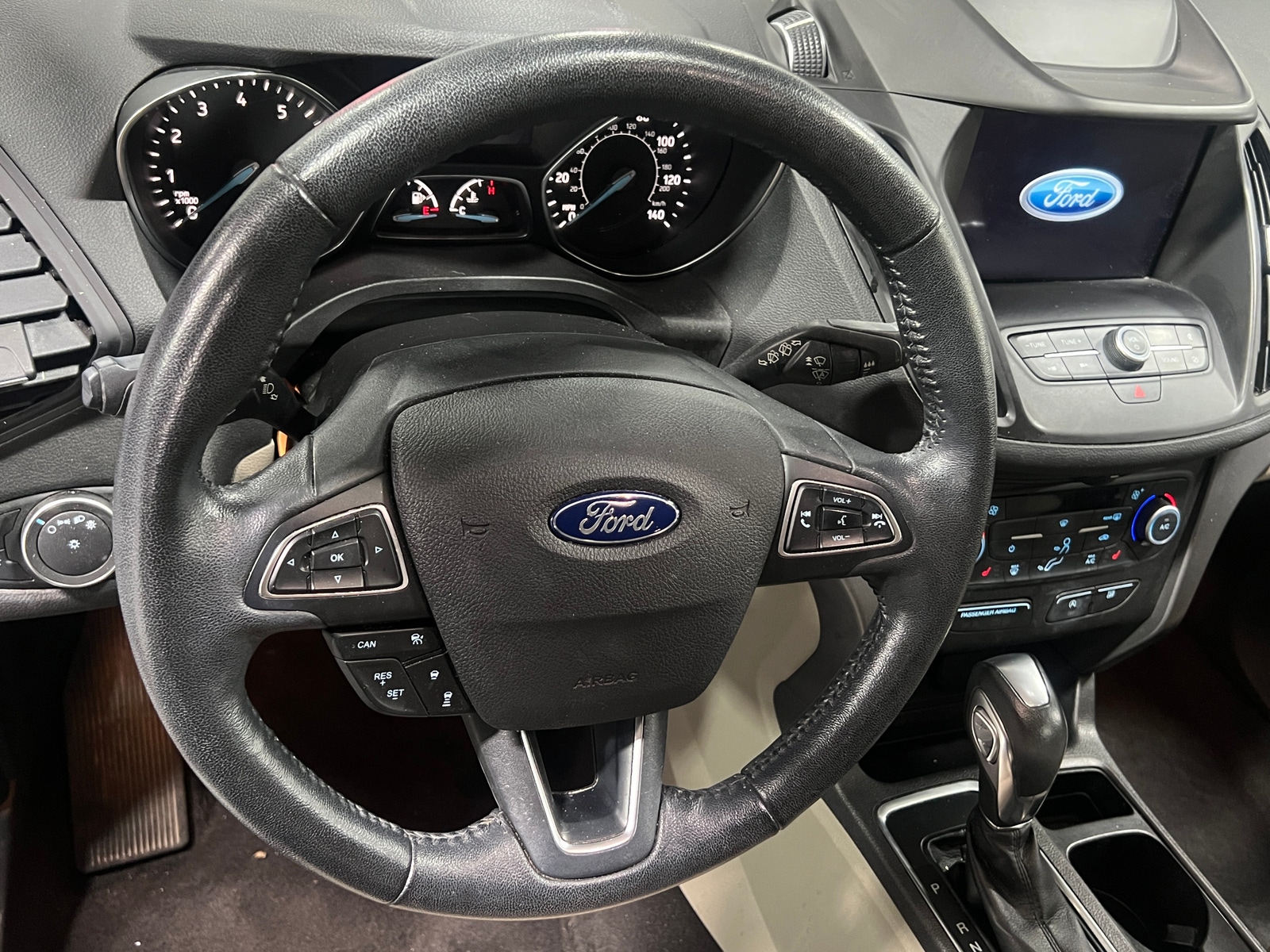 Thumbnail: 2019 Ford Escape - 4
