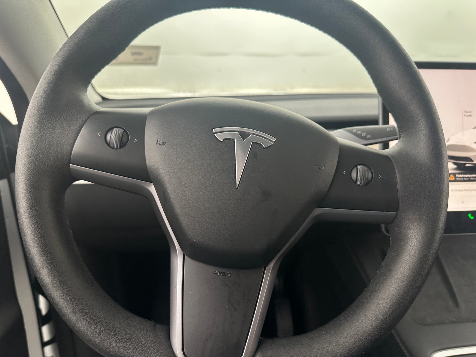 Thumbnail: 2023 Tesla Model Y - 4