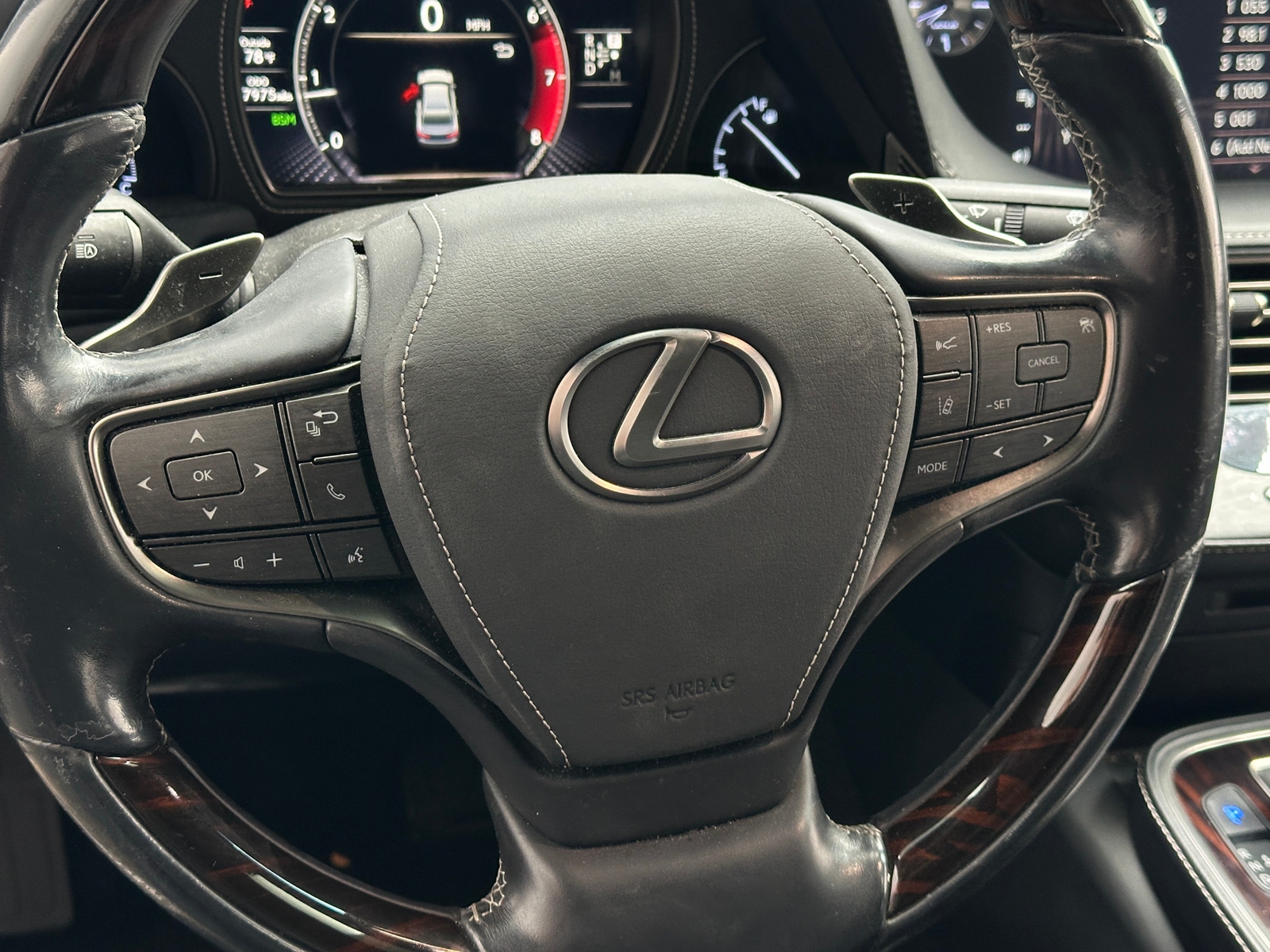 Thumbnail: 2018 Lexus LS - 5