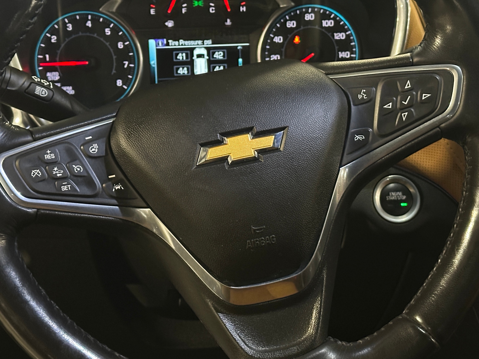 Thumbnail: 2018 Chevrolet Equinox - 4