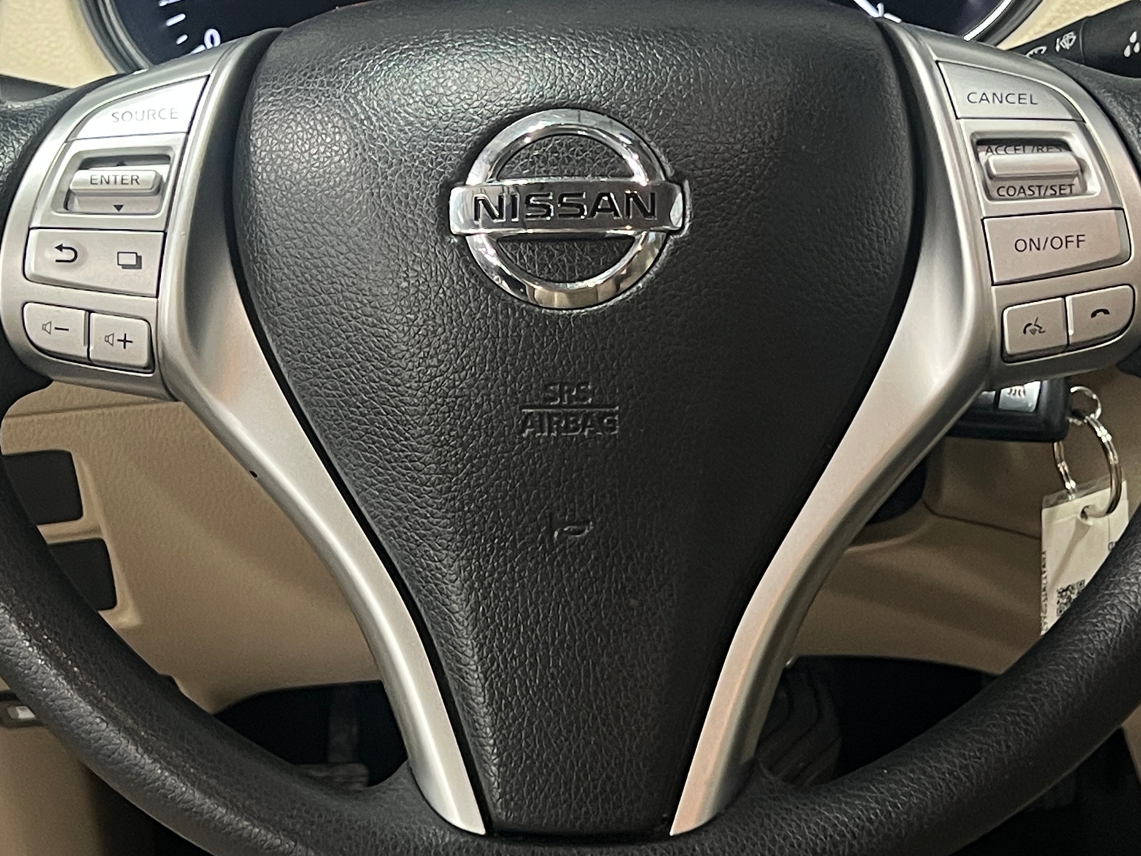 Thumbnail: 2016 Nissan Rogue - 5