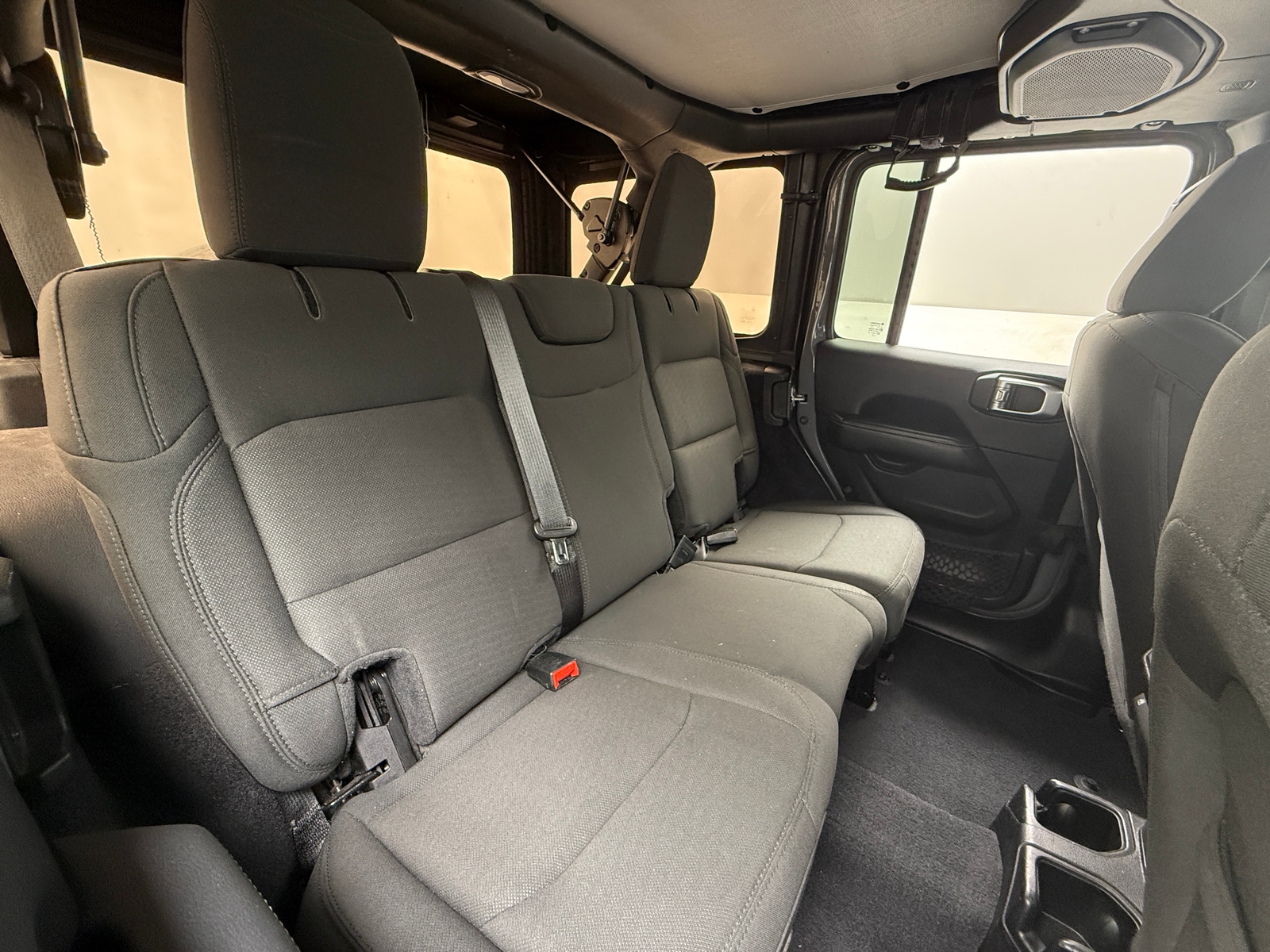 Thumbnail: 2019 Jeep Wrangler - 6