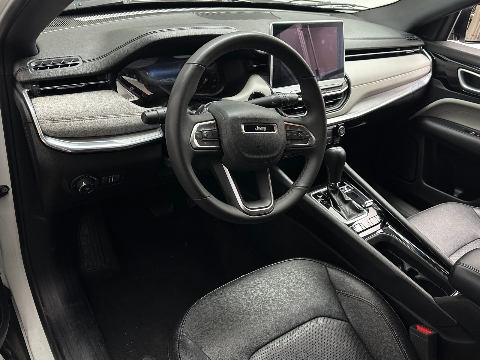 Thumbnail: 2023 Jeep Compass - 2