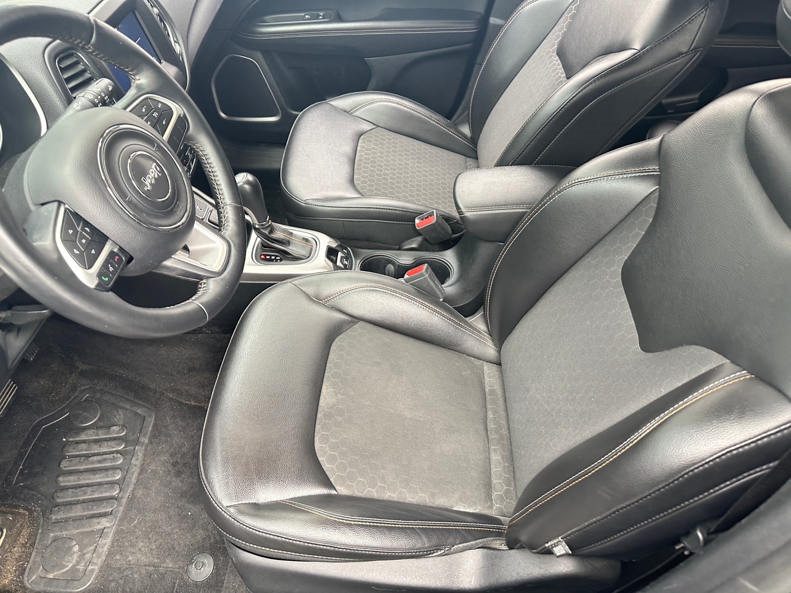 Thumbnail: 2018 Jeep Compass - 2