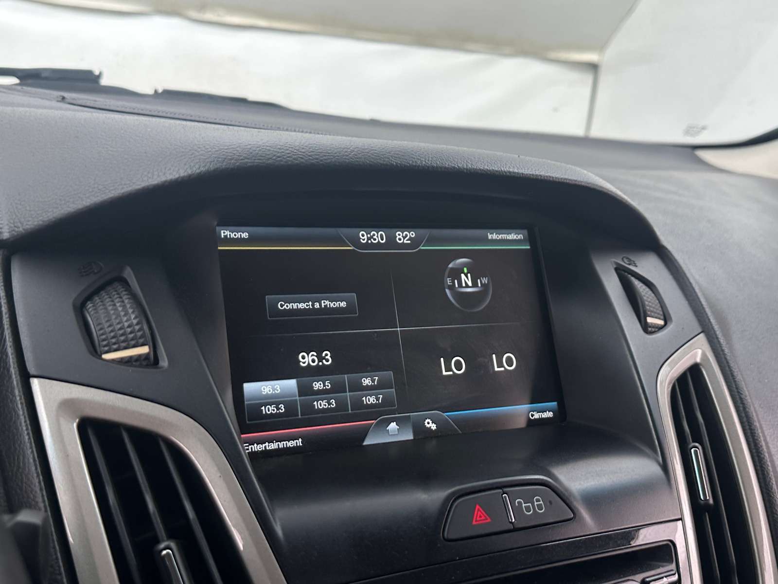 Thumbnail: 2012 Ford Focus - 4