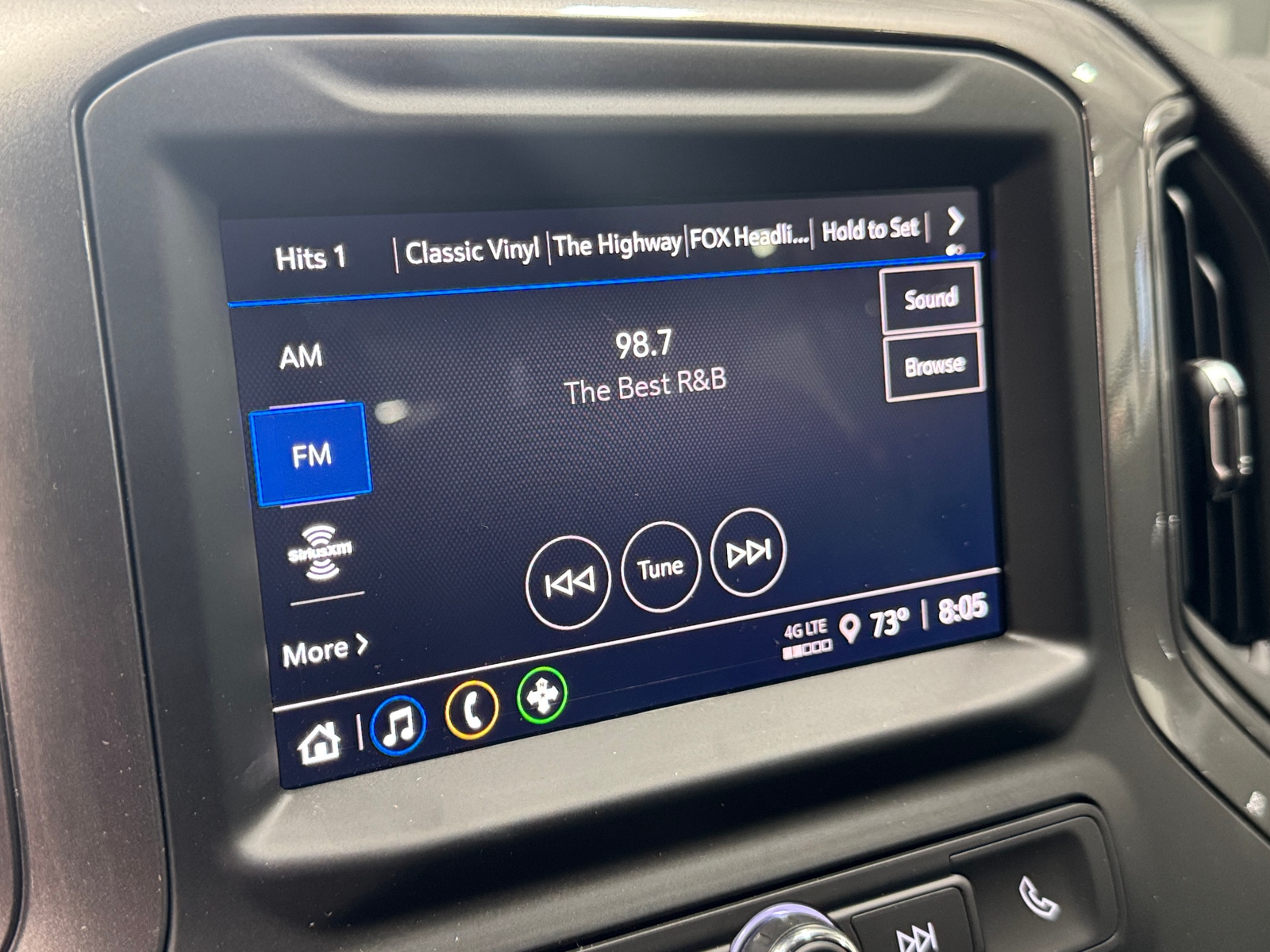 Thumbnail: 2025 Chevrolet Silverado 1500 - 4