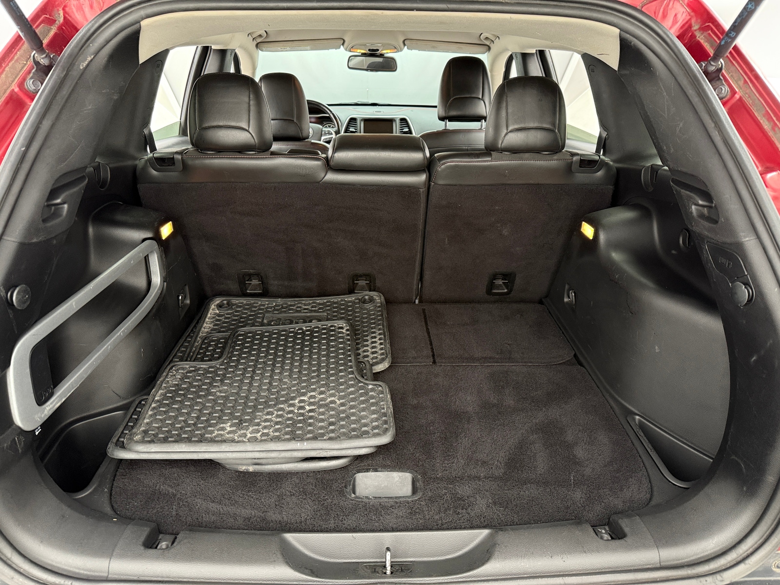 Thumbnail: 2015 Jeep Cherokee - 6