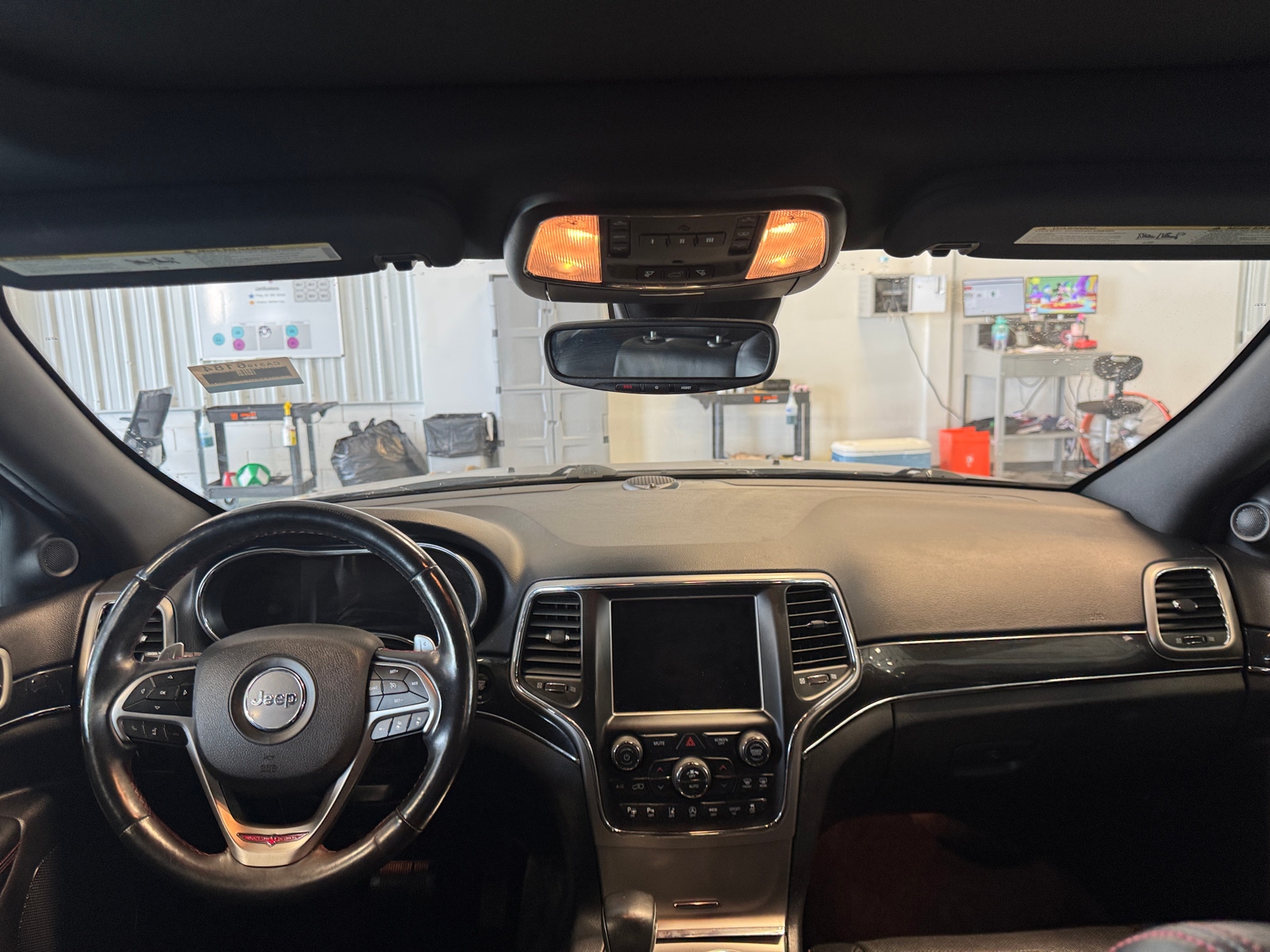Thumbnail: 2018 Jeep Grand Cherokee - 2