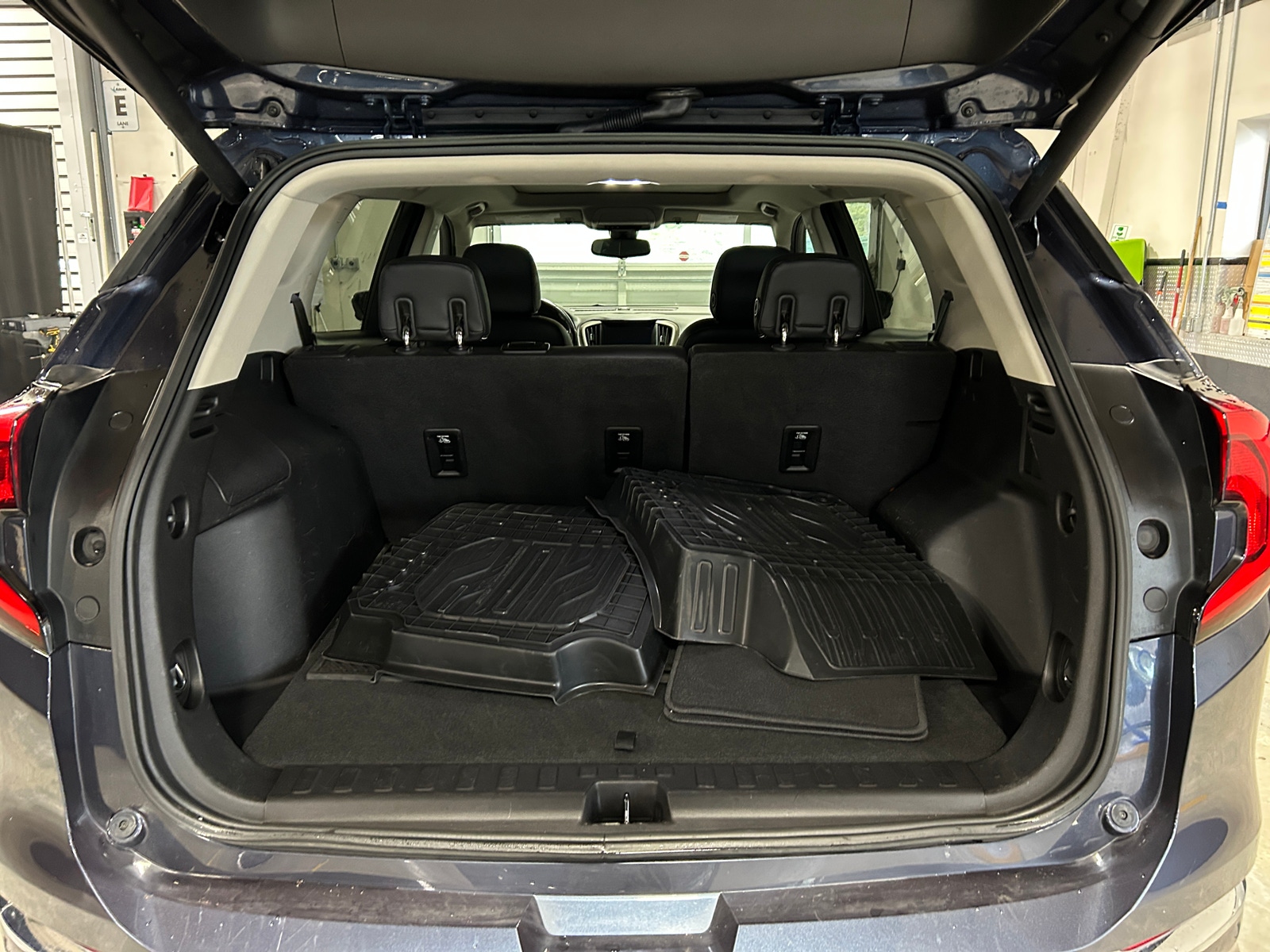 Thumbnail: 2018 GMC Terrain - 6
