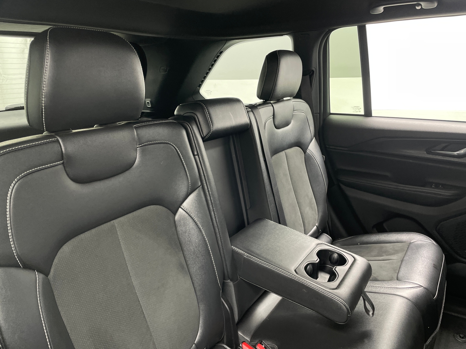 Thumbnail: 2024 Jeep Grand Cherokee - 5