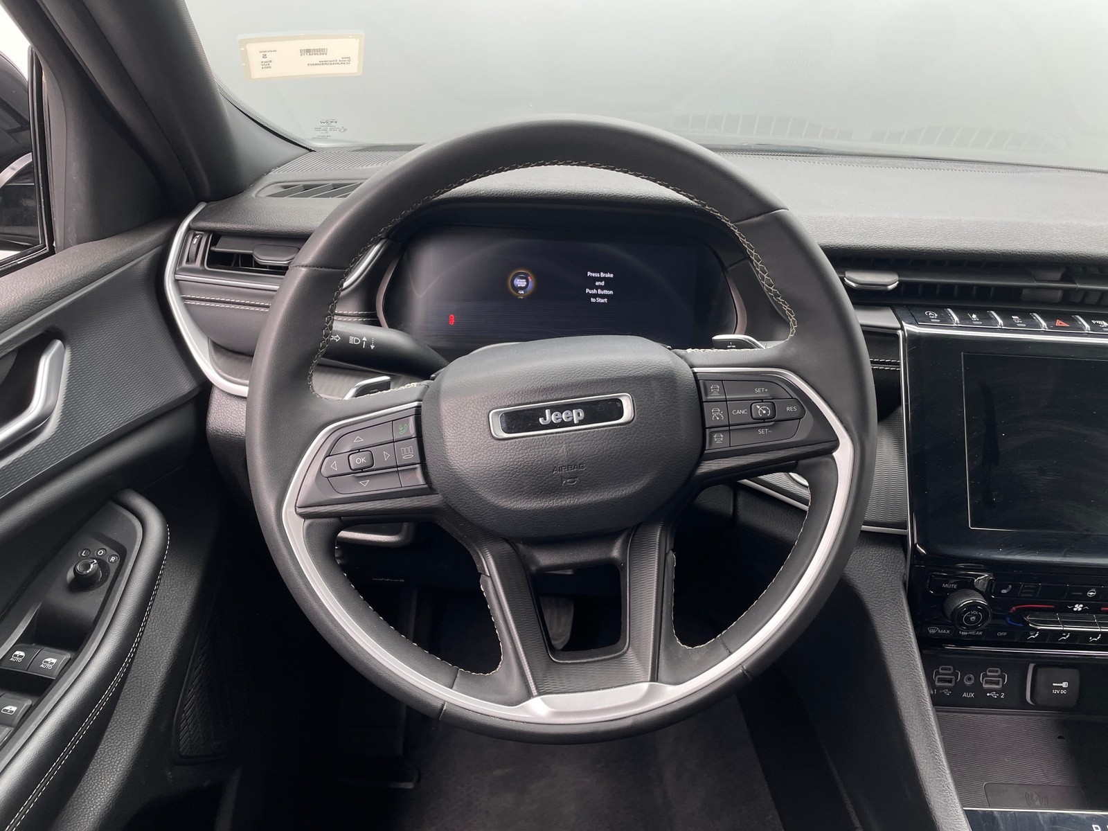 Thumbnail: 2024 Jeep Grand Cherokee - 4