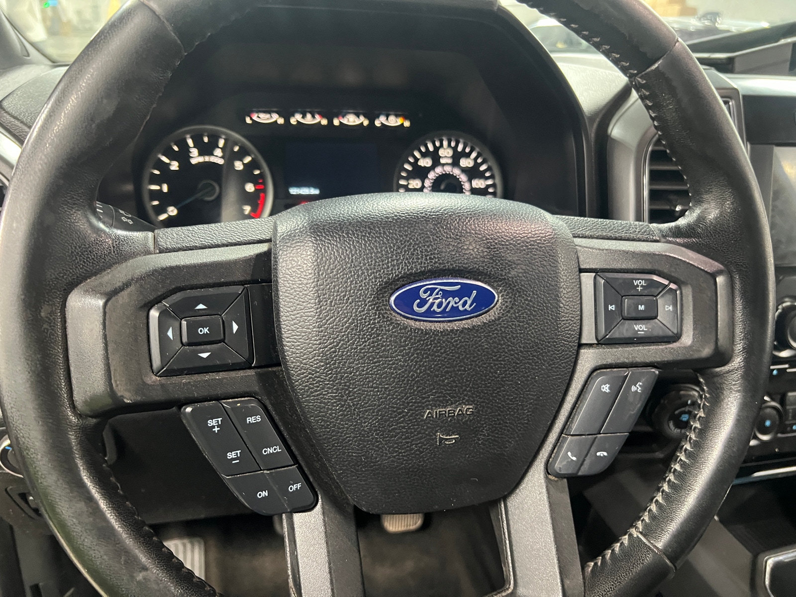 Thumbnail: 2017 Ford Econoline - 5
