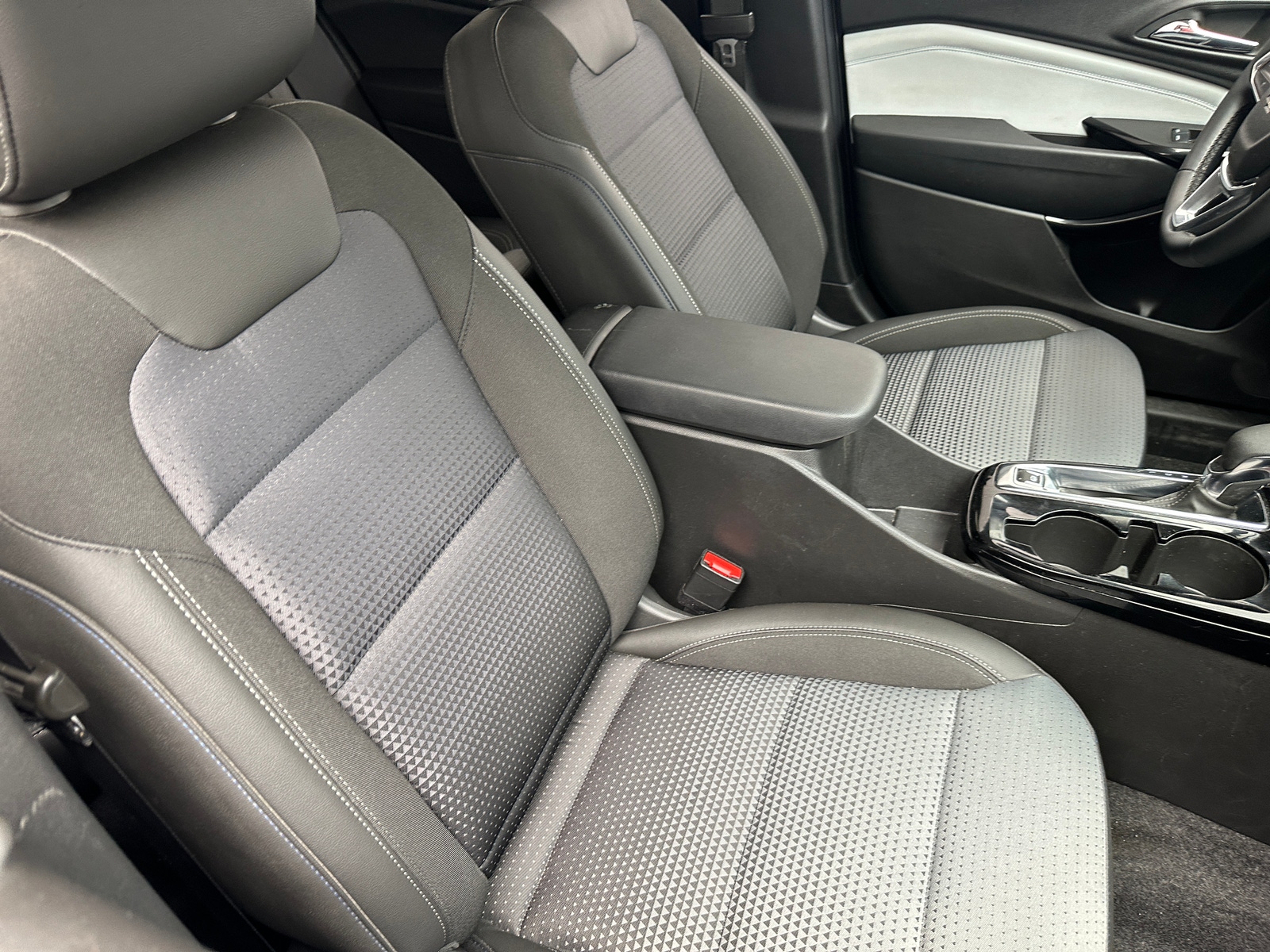 Thumbnail: 2024 Chevrolet Trax - 2