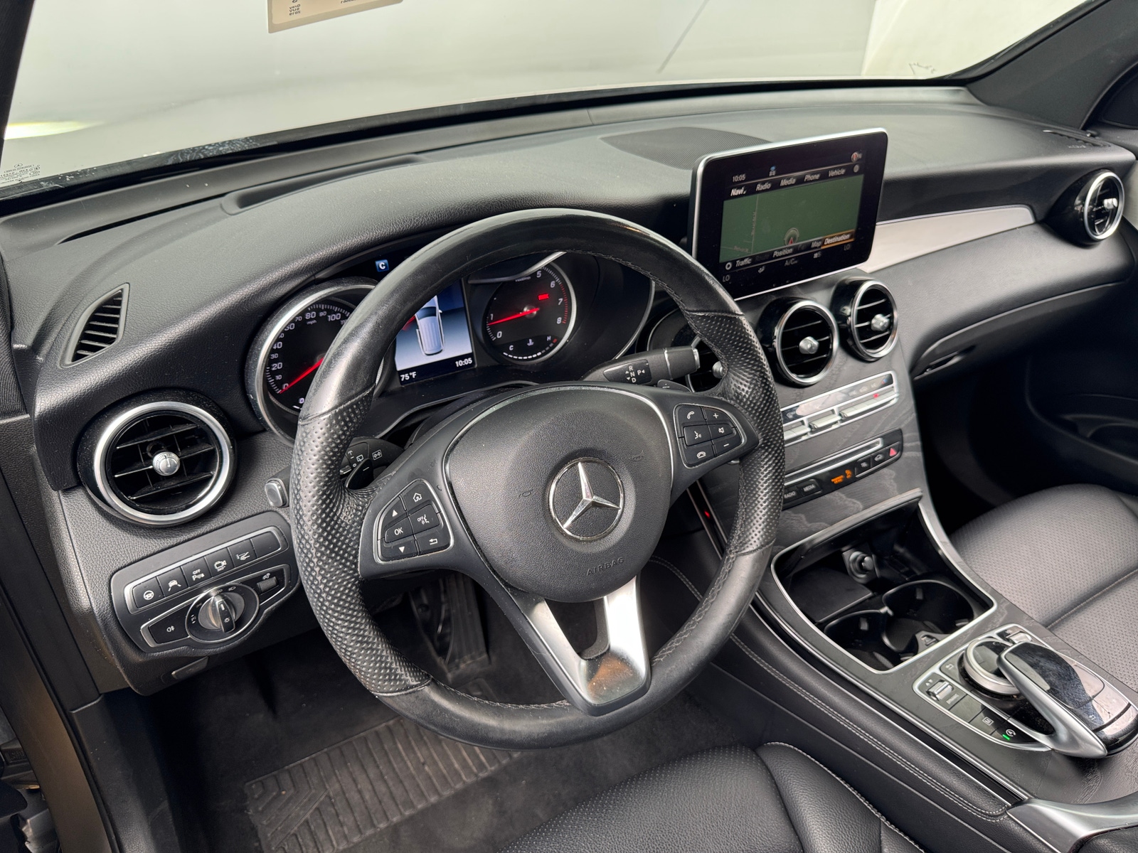 Thumbnail: 2019 Mercedes-Benz GLC - 2