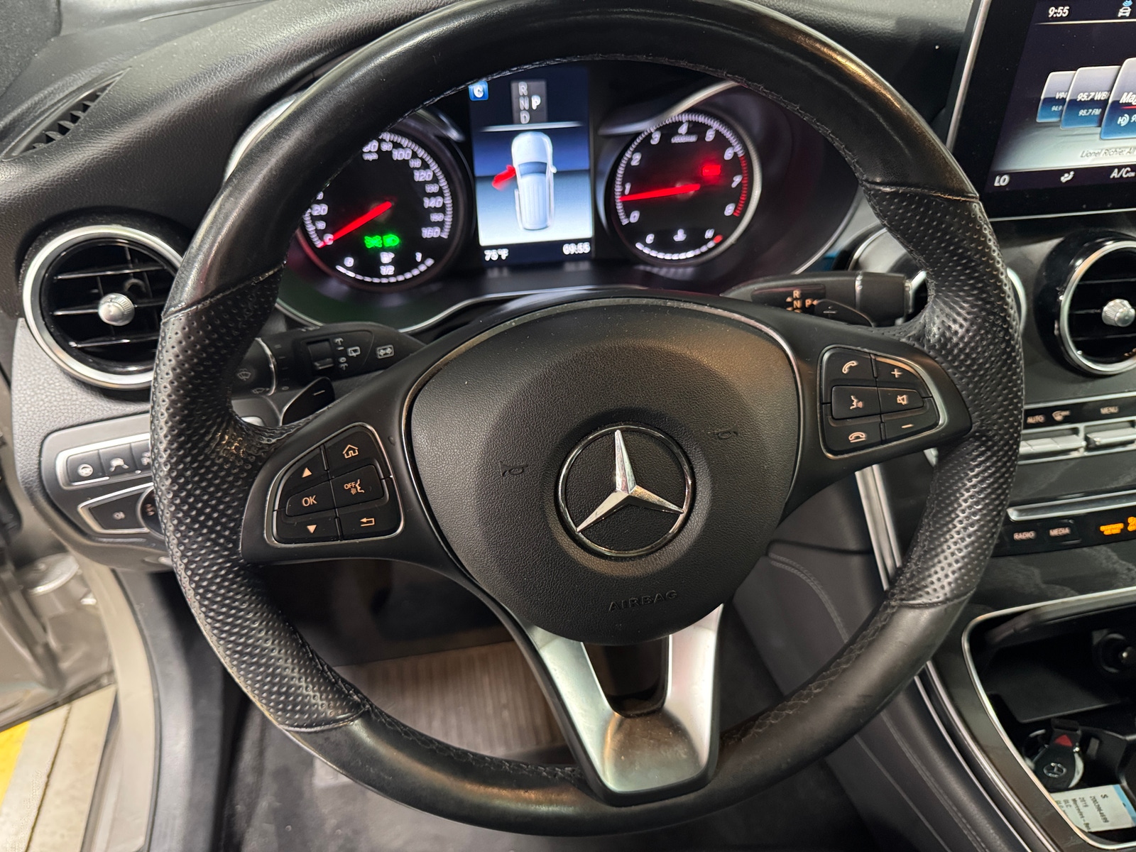 Thumbnail: 2019 Mercedes-Benz GLC - 4