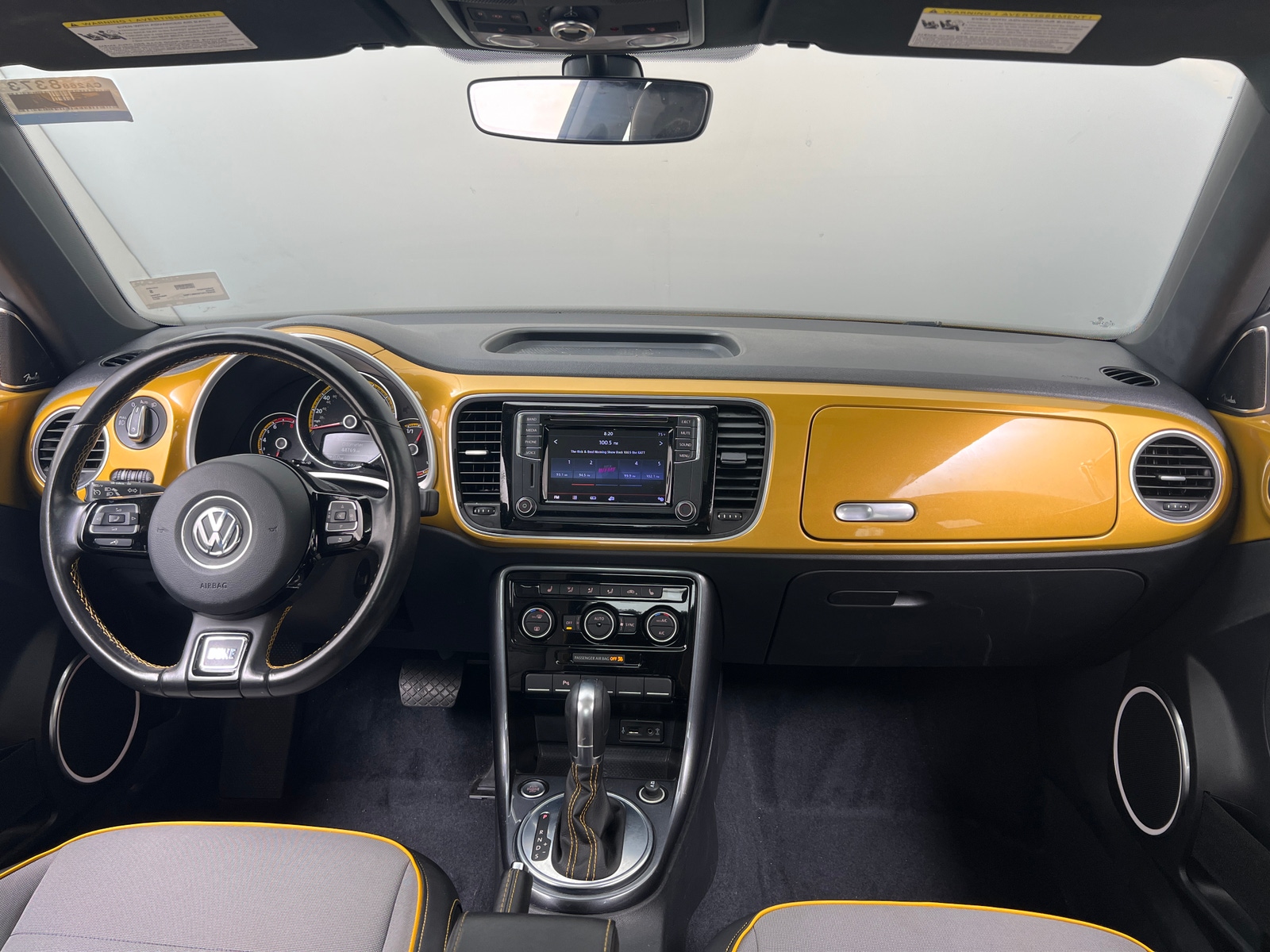Thumbnail: 2017 Volkswagen Beetle - 2