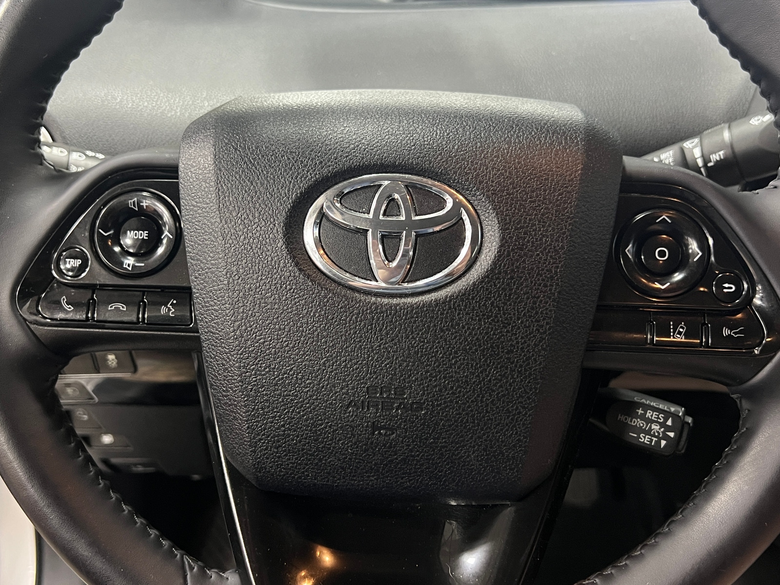 Thumbnail: 2020 Toyota Prius Prime - 5