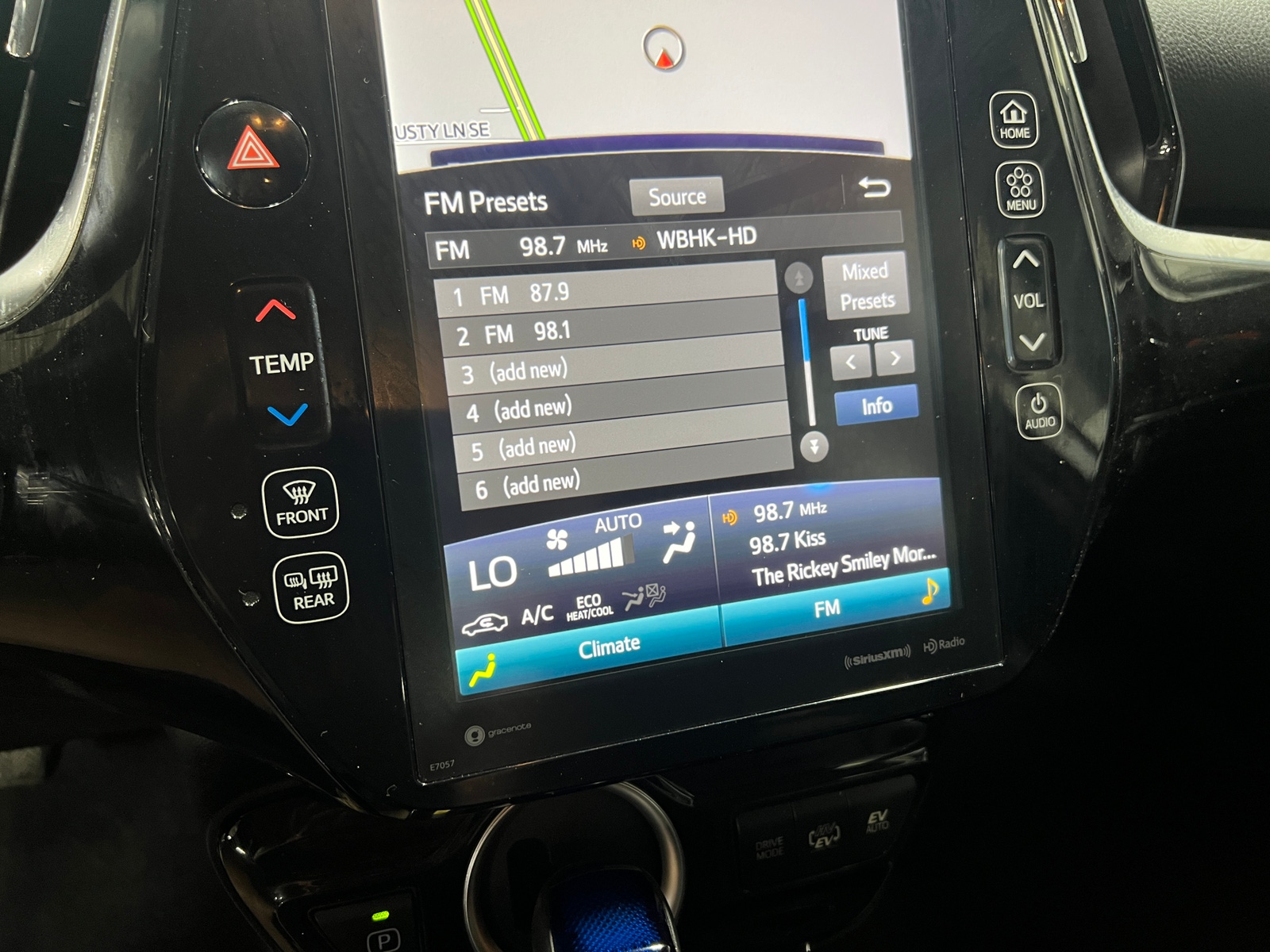 Thumbnail: 2020 Toyota Prius Prime - 4