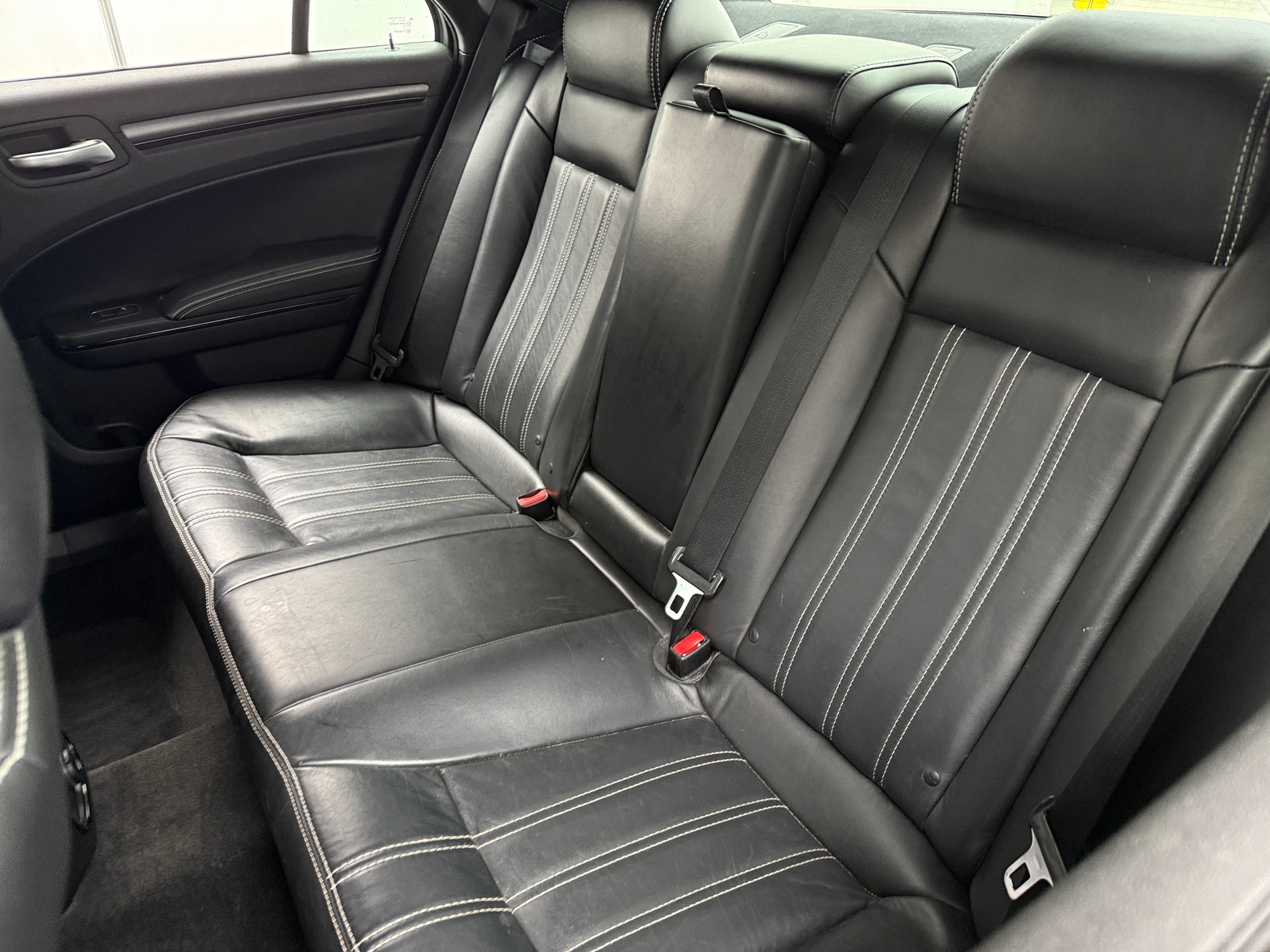 Thumbnail: 2014 Chrysler 300 - 5