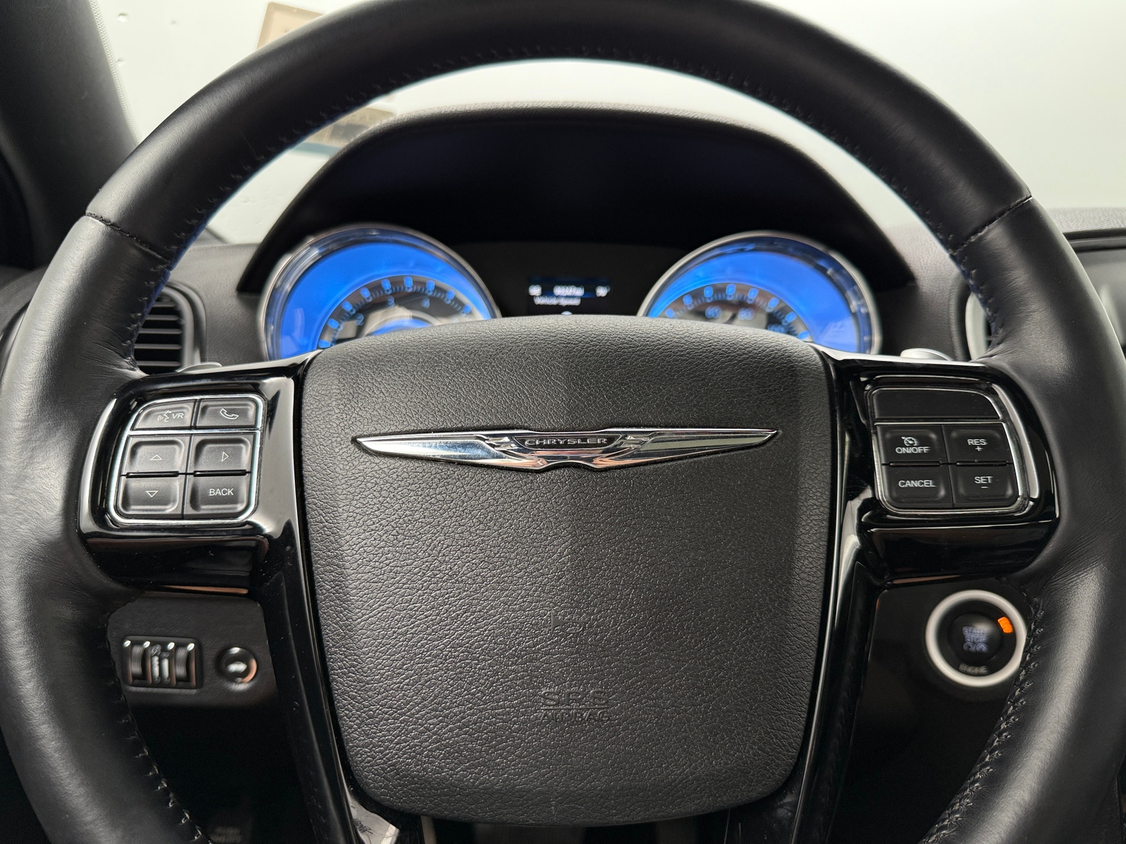 Thumbnail: 2014 Chrysler 300 - 4