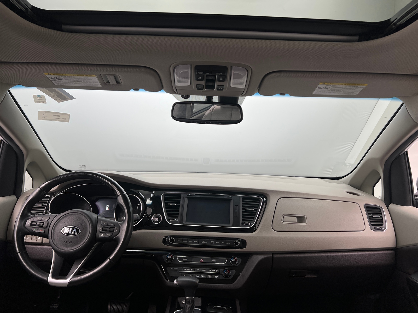 Thumbnail: 2018 Kia Sedona - 2