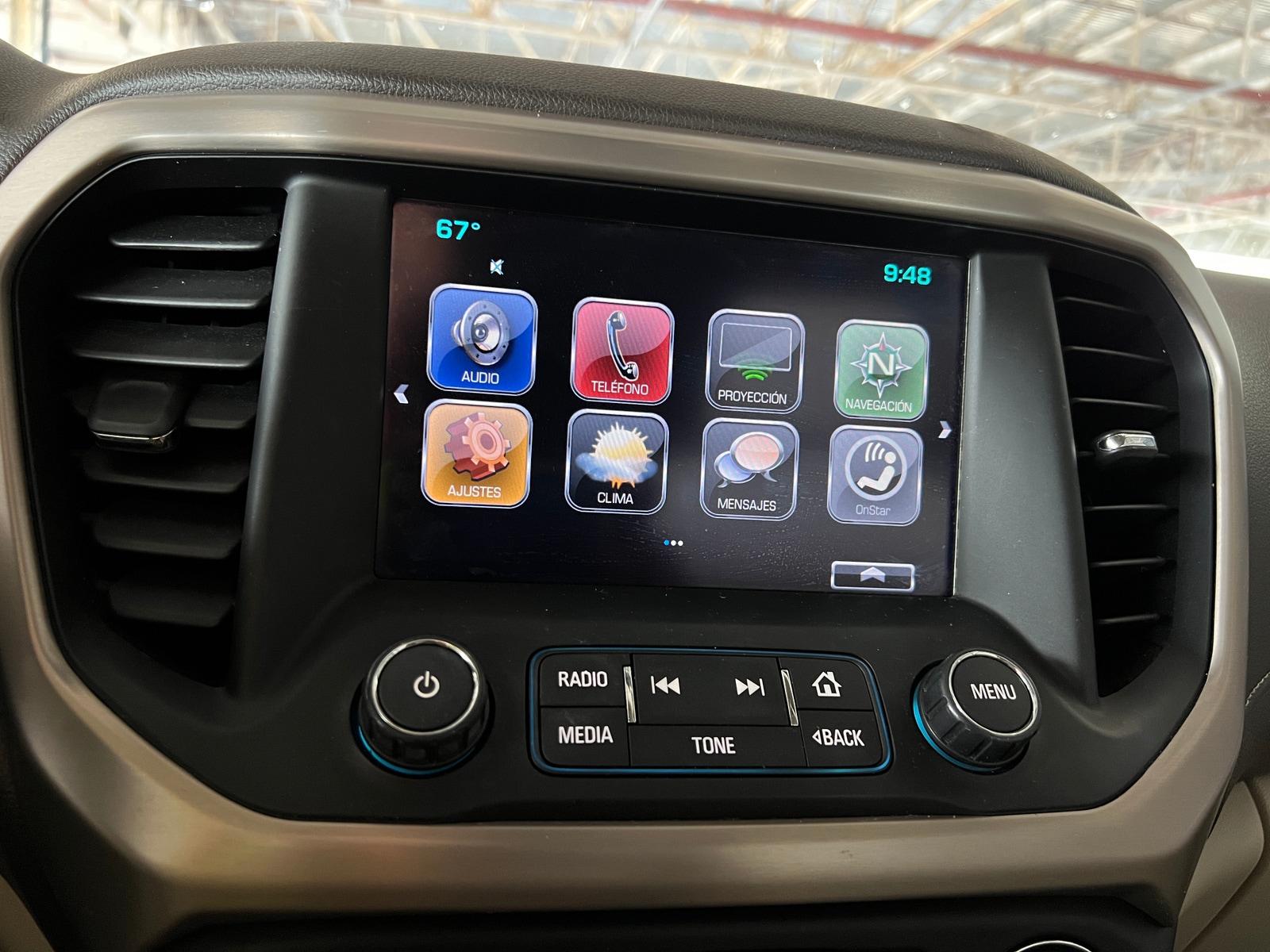 Thumbnail: 2017 GMC Acadia - 3