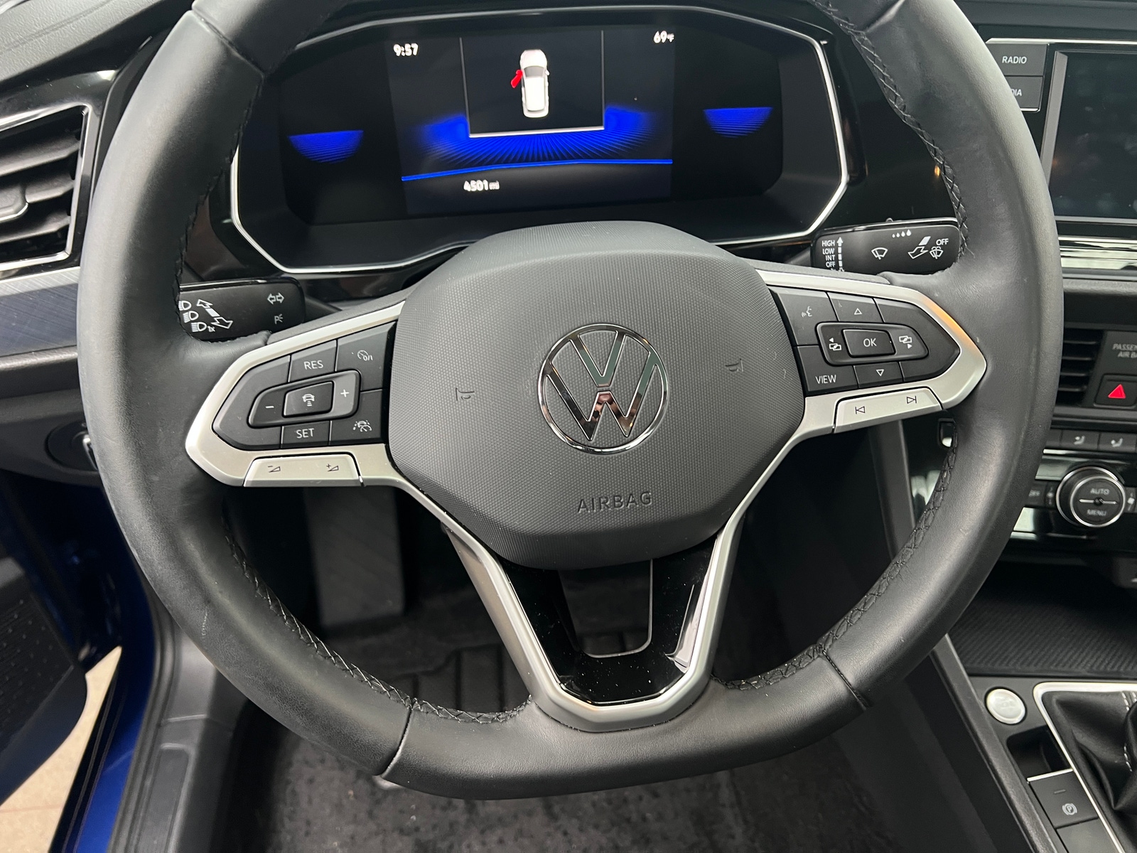 Thumbnail: 2024 Volkswagen Jetta - 4