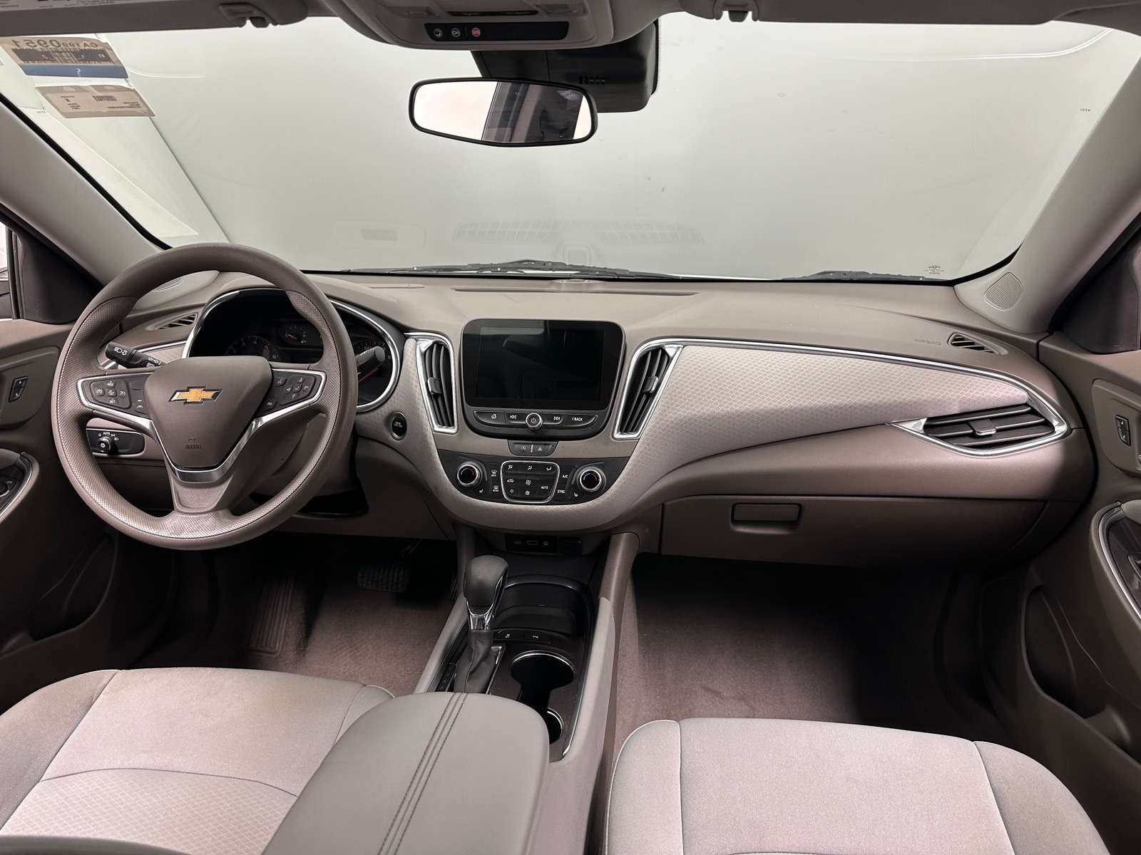 Thumbnail: 2021 Chevrolet Malibu - 3