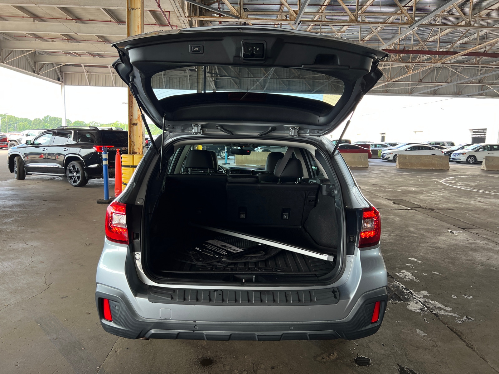 Thumbnail: 2018 Subaru Outback - 6