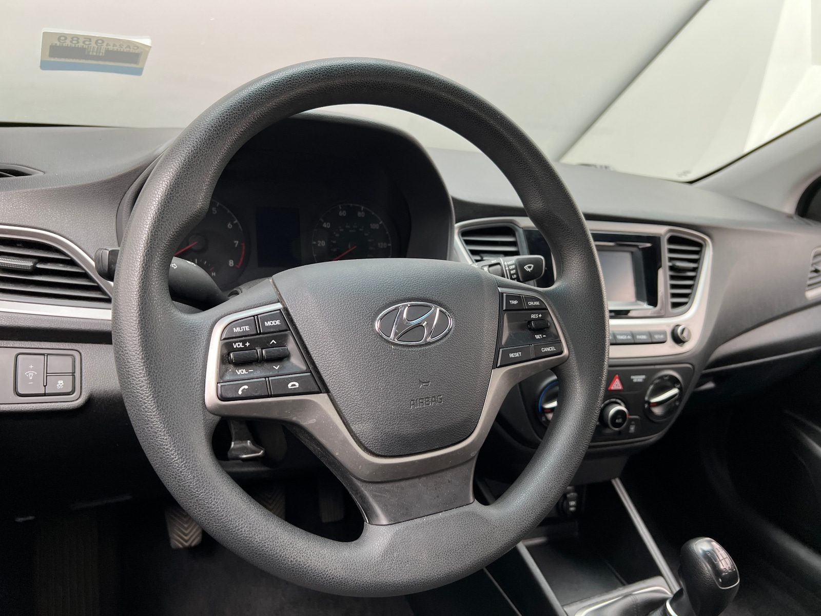 Thumbnail: 2019 Hyundai Accent - 5