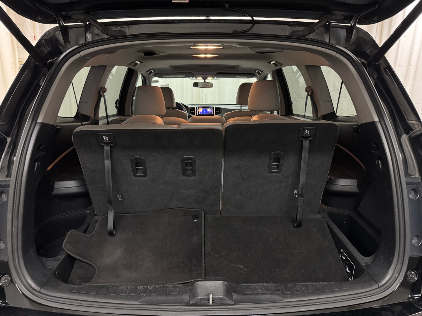 Thumbnail: 2018 Honda Pilot - 5