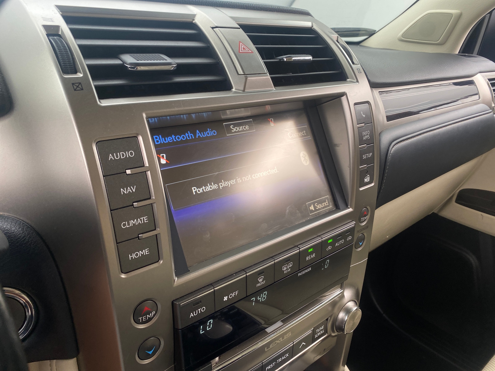 Thumbnail: 2020 Lexus GX - 3