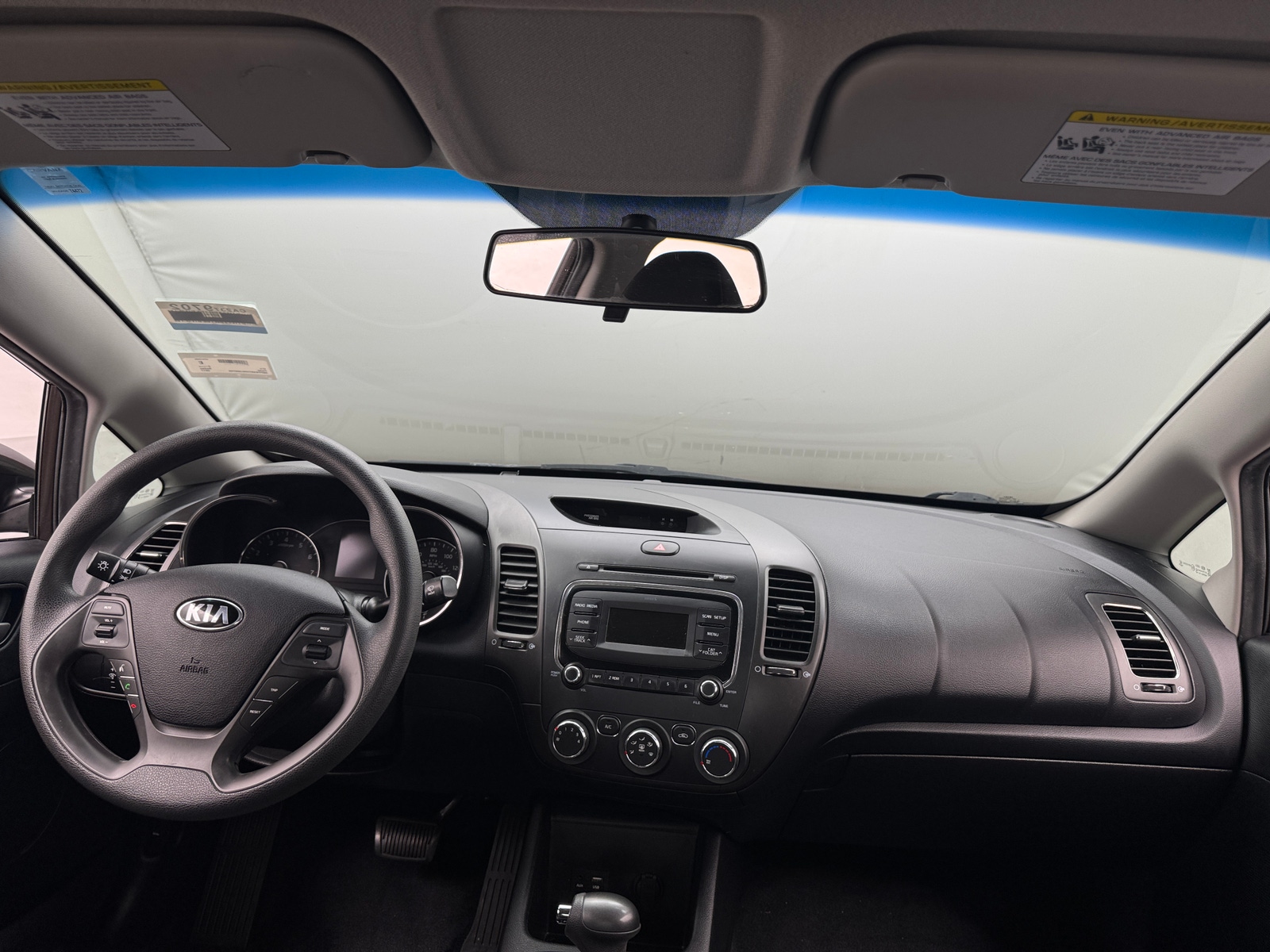 Thumbnail: 2017 Kia Forte - 3