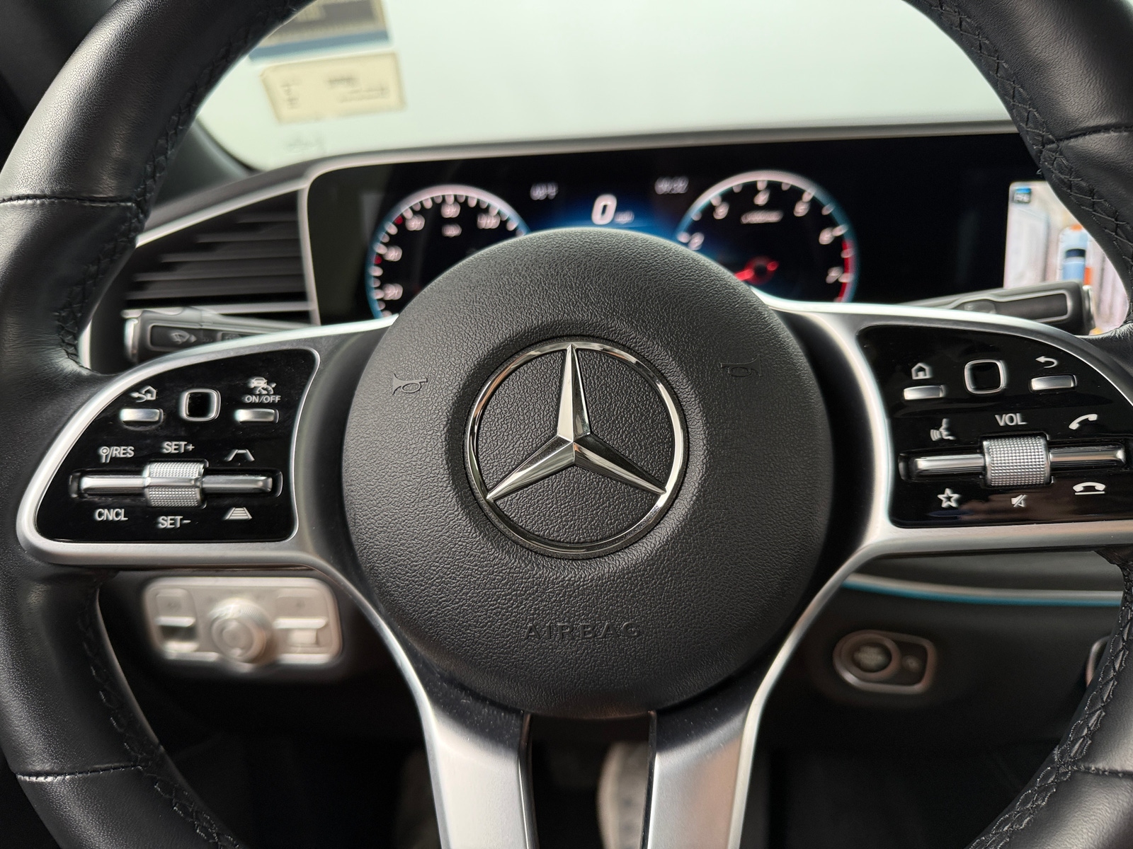 Thumbnail: 2022 Mercedes-Benz GLE - 4