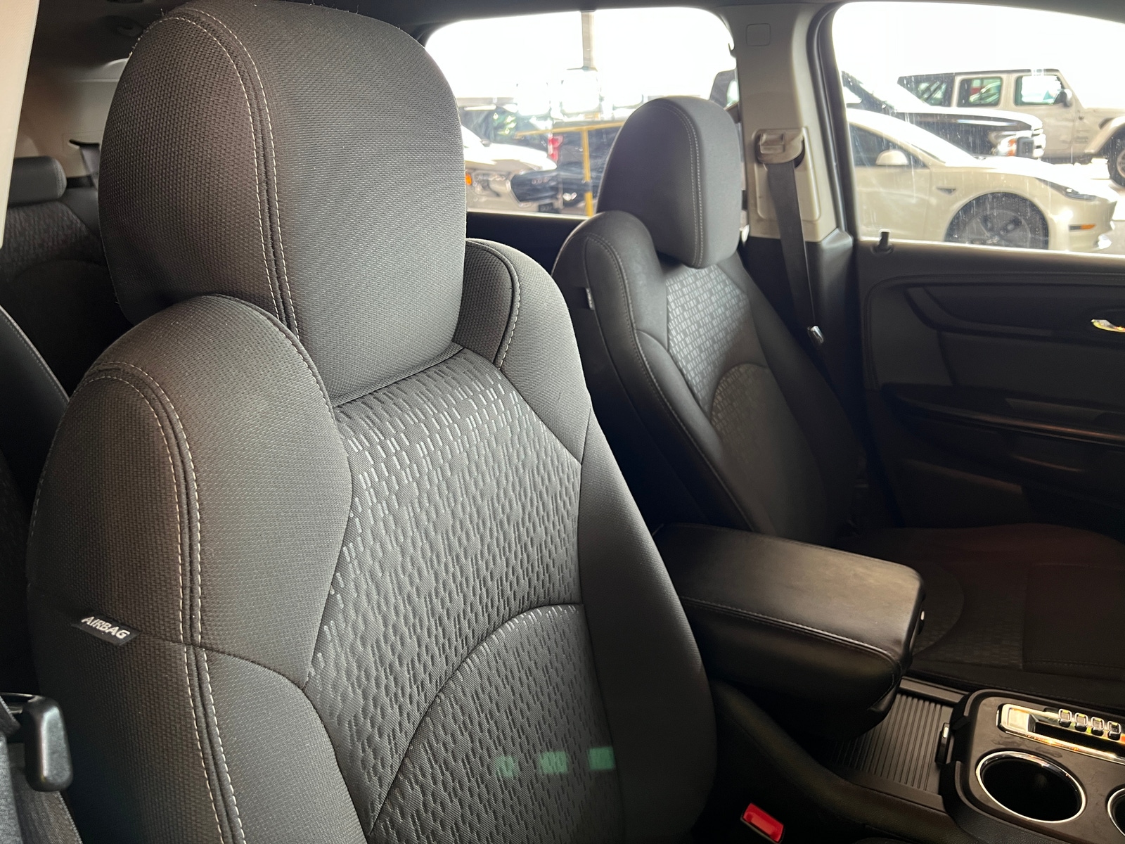 Thumbnail: 2014 GMC Acadia - 2
