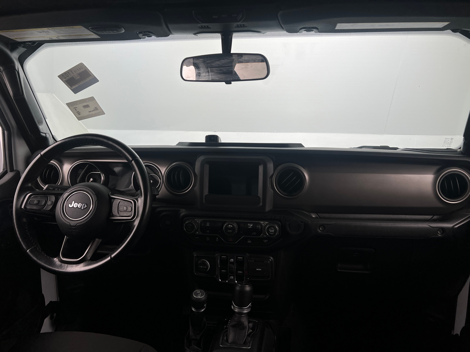 Thumbnail: 2022 Jeep Gladiator - 3